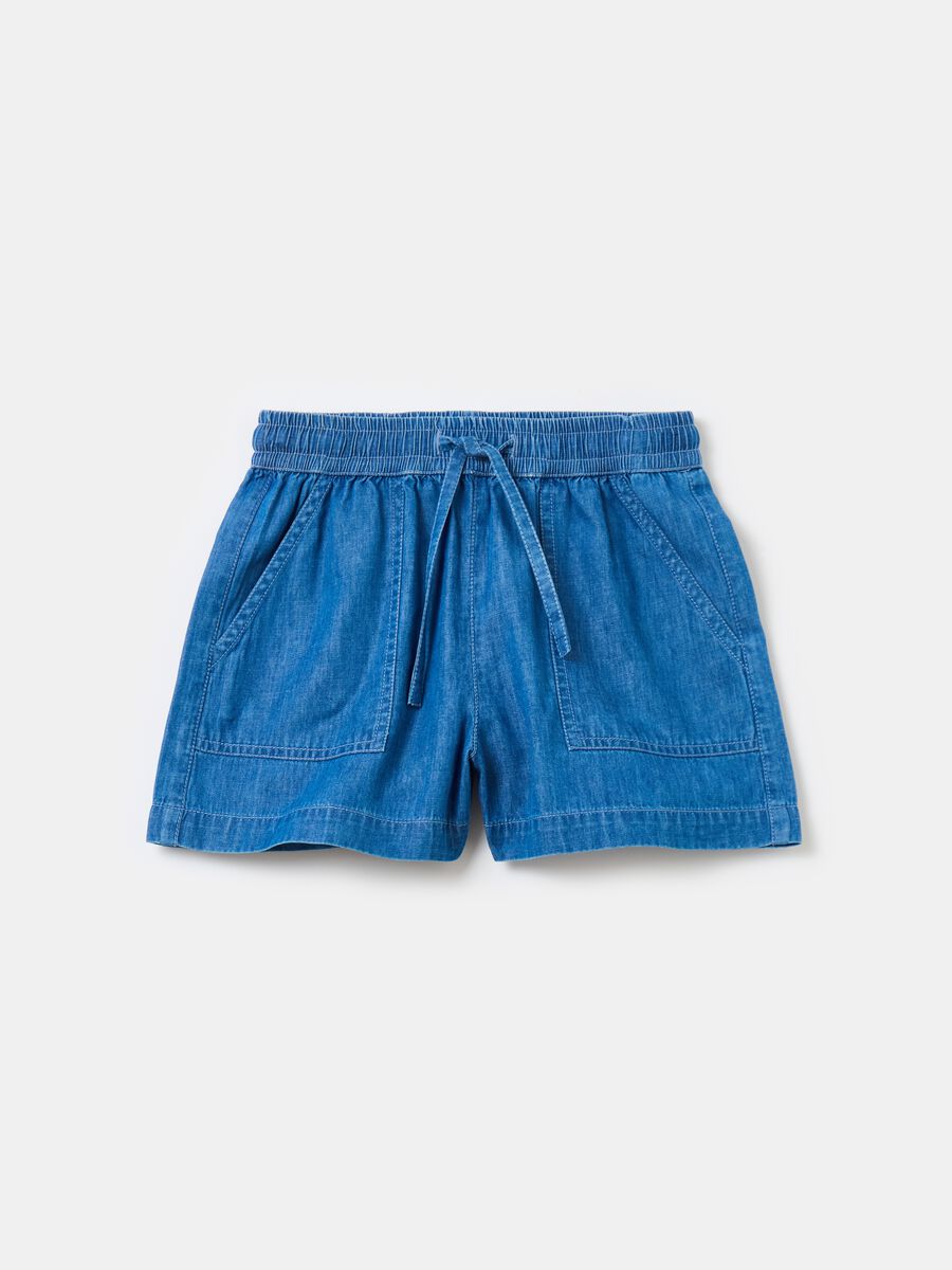Shorts fluido in denim con coulisse_0