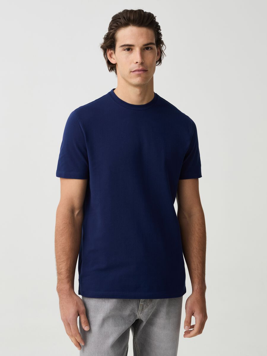 Camiseta cuello redondo de algodón elástico_0