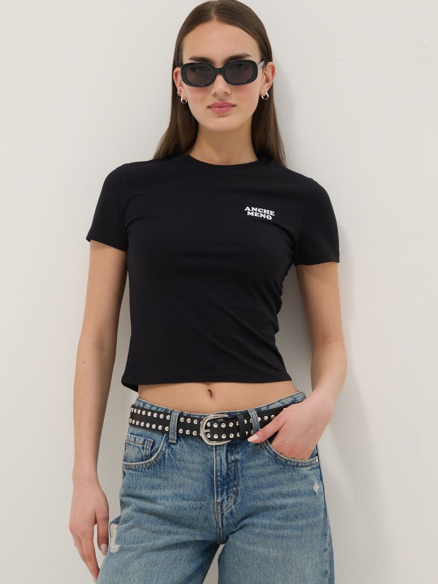 Schwarzes slim fit T-Shirt aus reiner Baumwolle mit Schriftzug_0