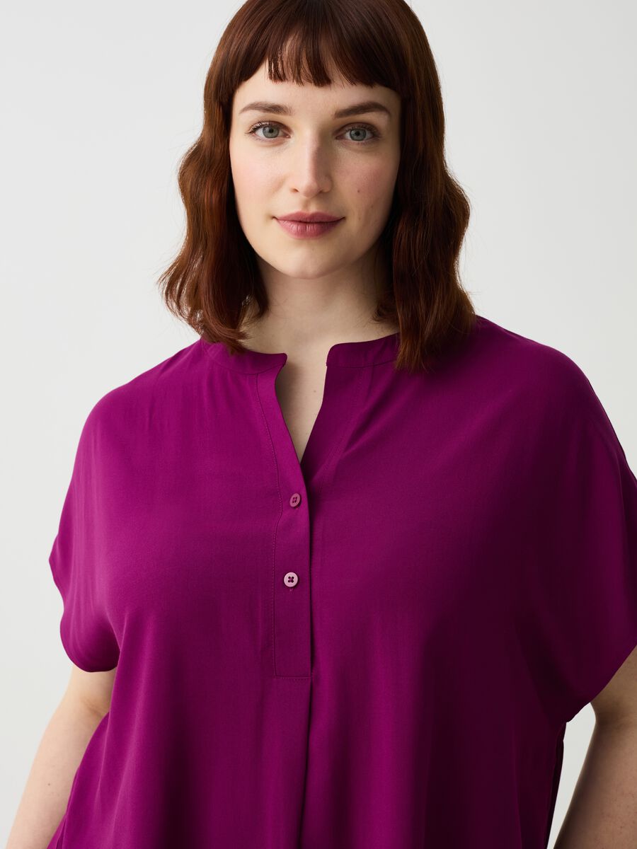 Curvy viscose blouse with buttons_1