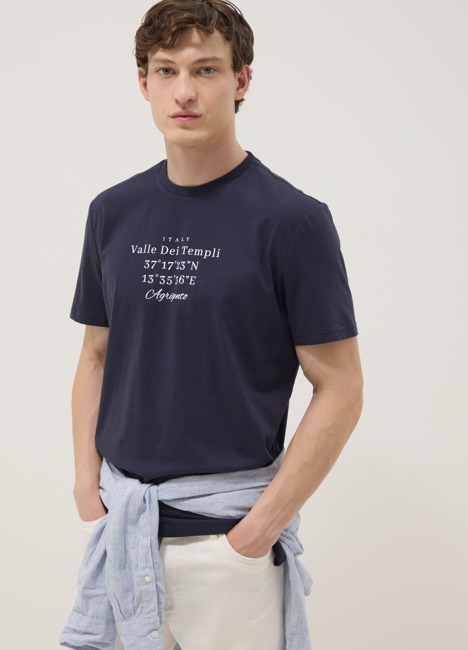 Blaues Kurzarm-T-Shirt aus reiner Baumwolle, Regular Fit
