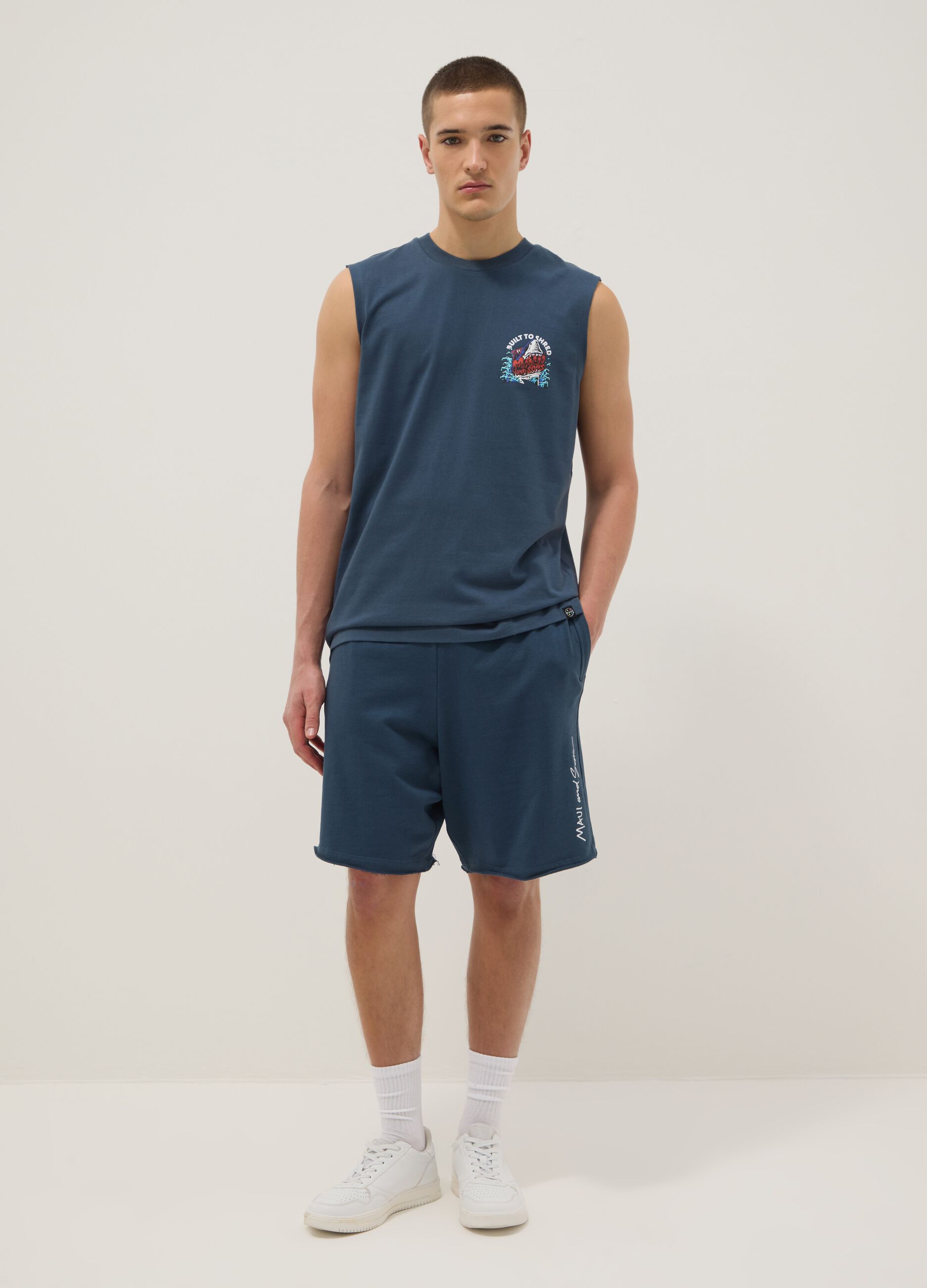 Blue pure cotton Bermuda shorts with elasticated waist