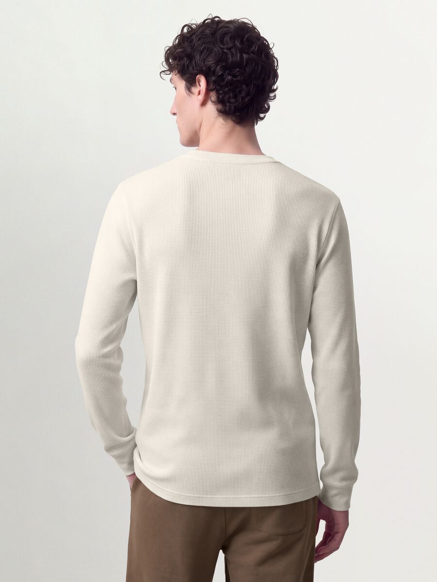 White regular-fit honeycomb viscose-blend T-shirt_3