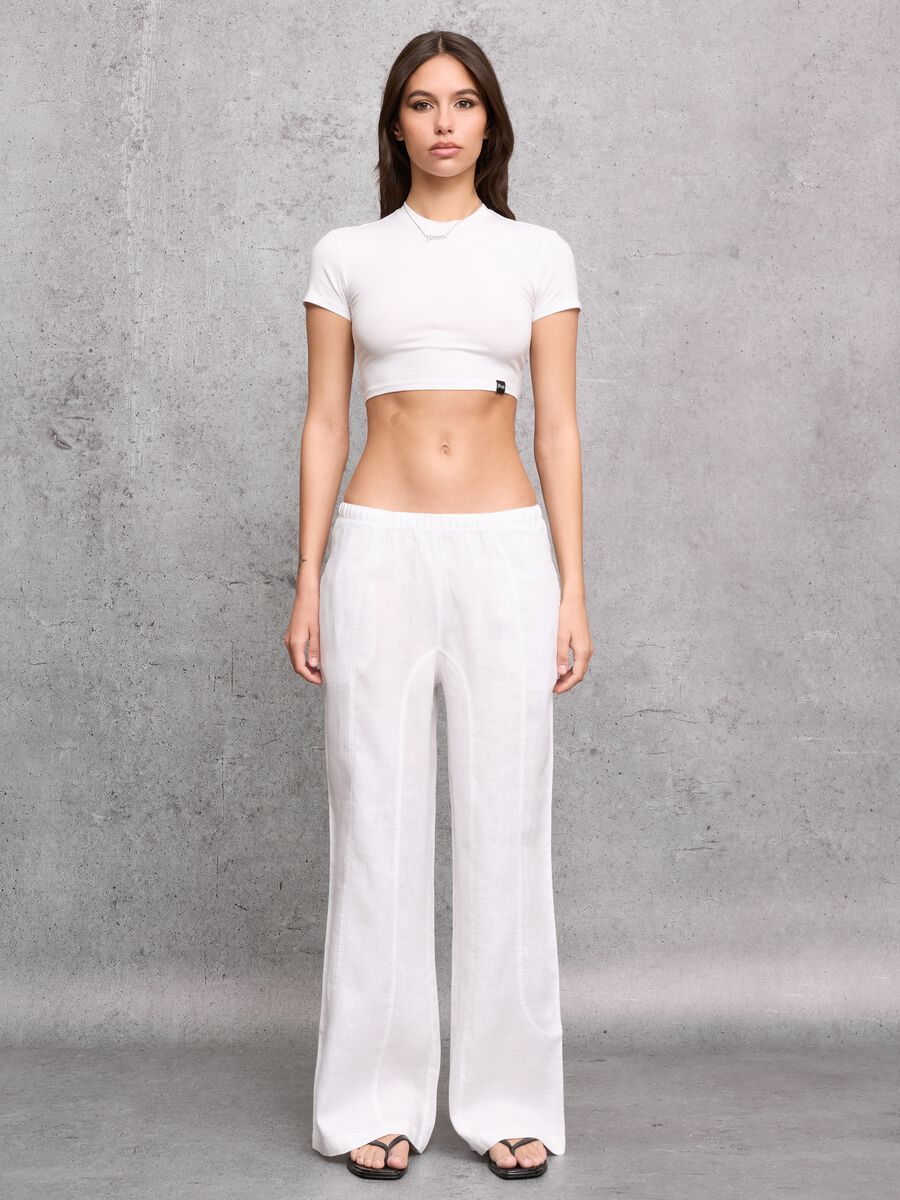 Camiseta crop blanca_4