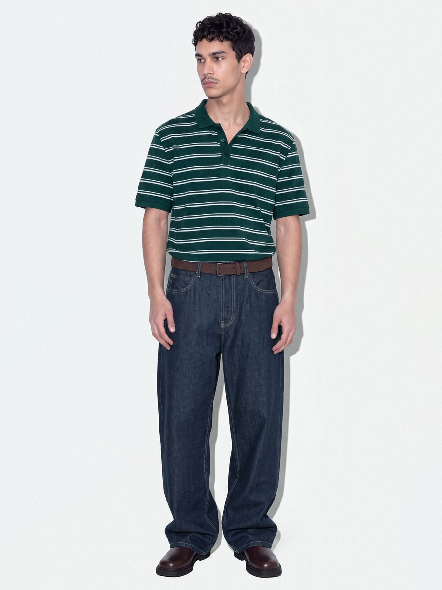 Gr&uuml;nes Poloshirt aus reiner Baumwolle mit Streifen, Regular Fit_1