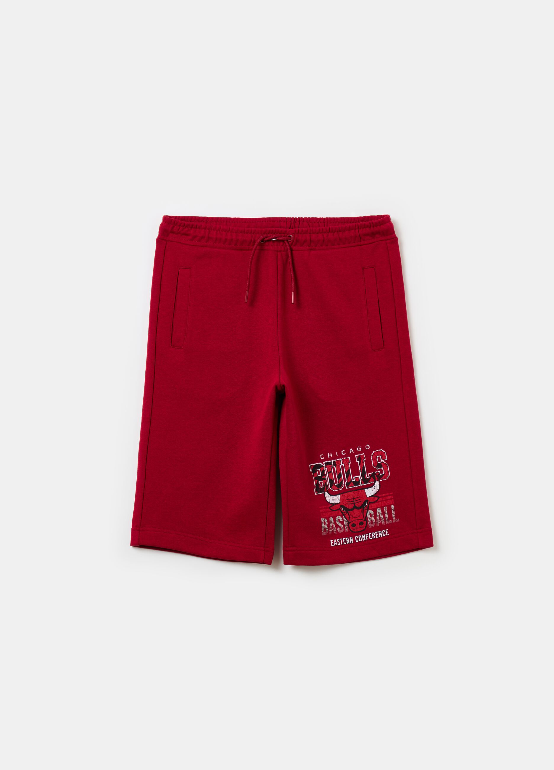 Bermuda shorts with NBA Chicago Bulls print