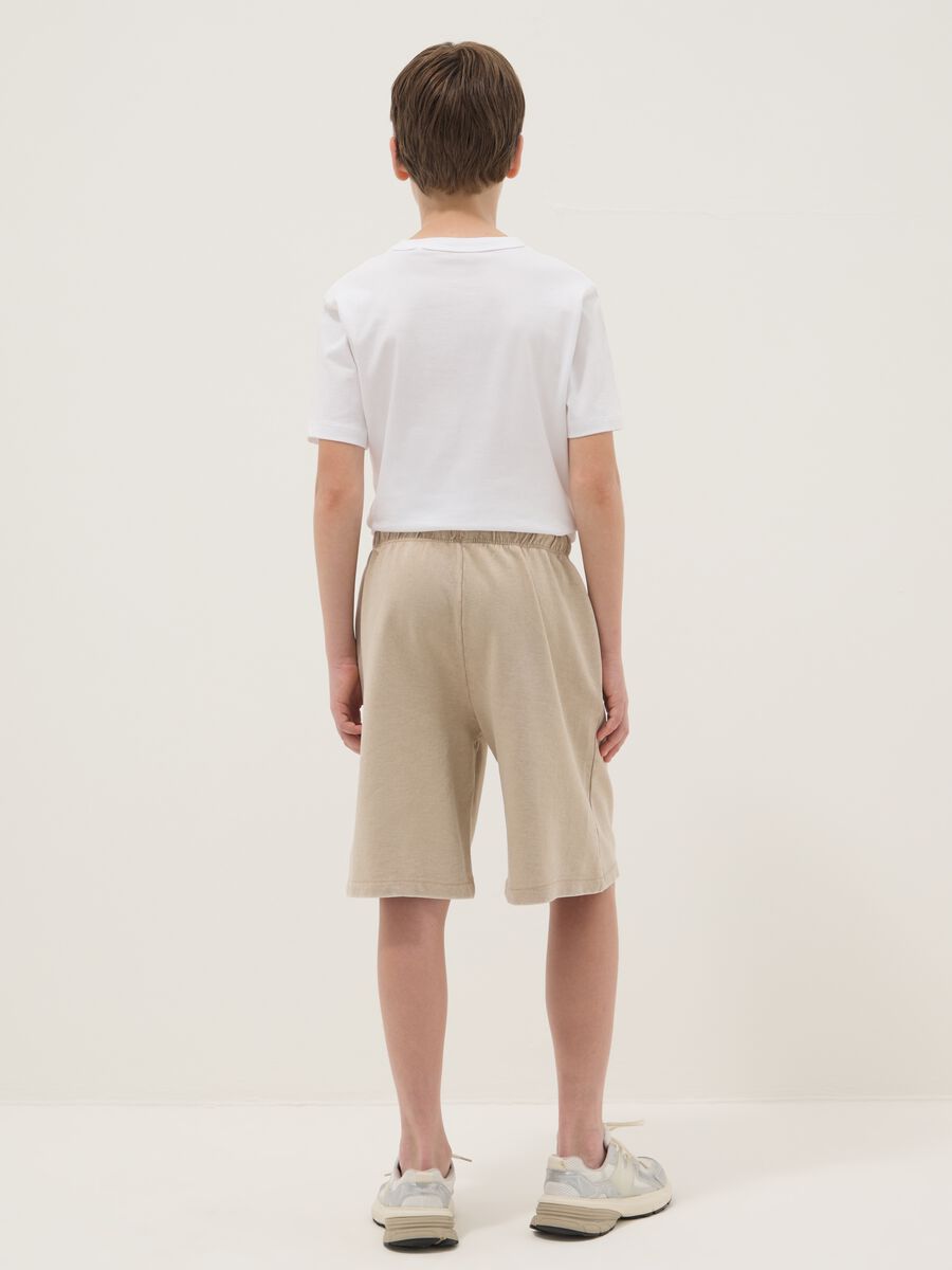 Boys' comfort fit pure cotton beige shorts_1
