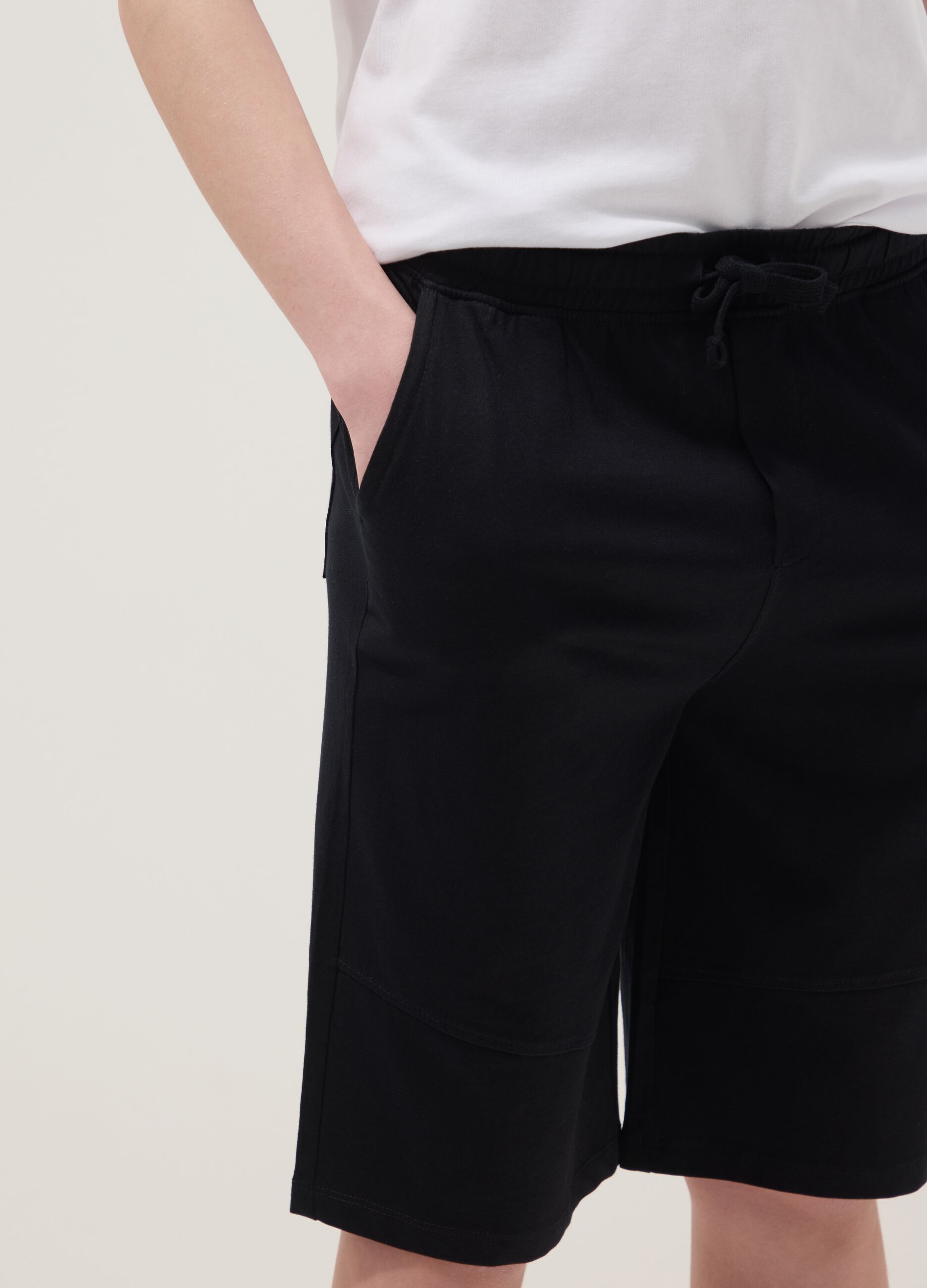 Blue organic cotton shorts with elasticated waist
