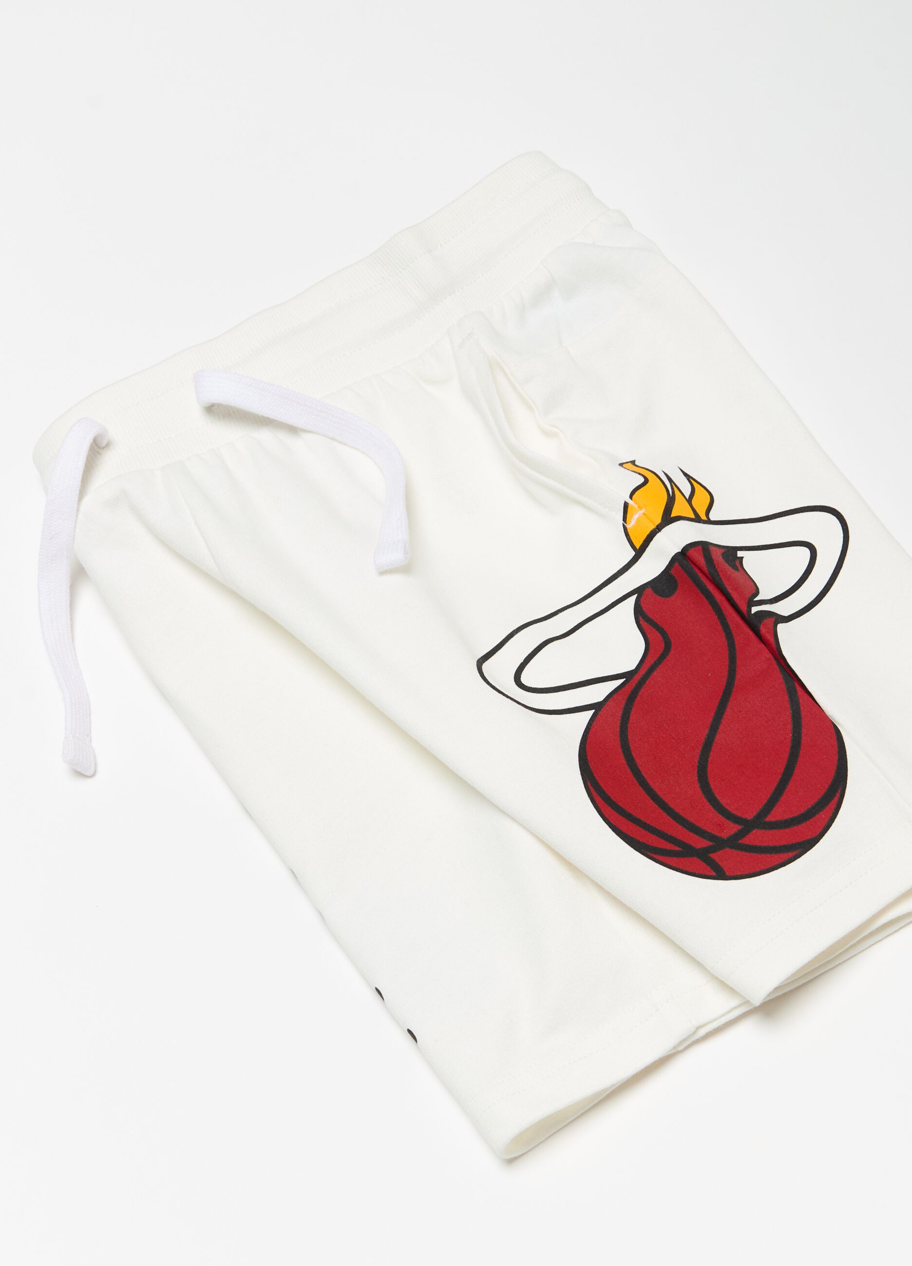 Shorts de tejido rizado NBA Miami Heat