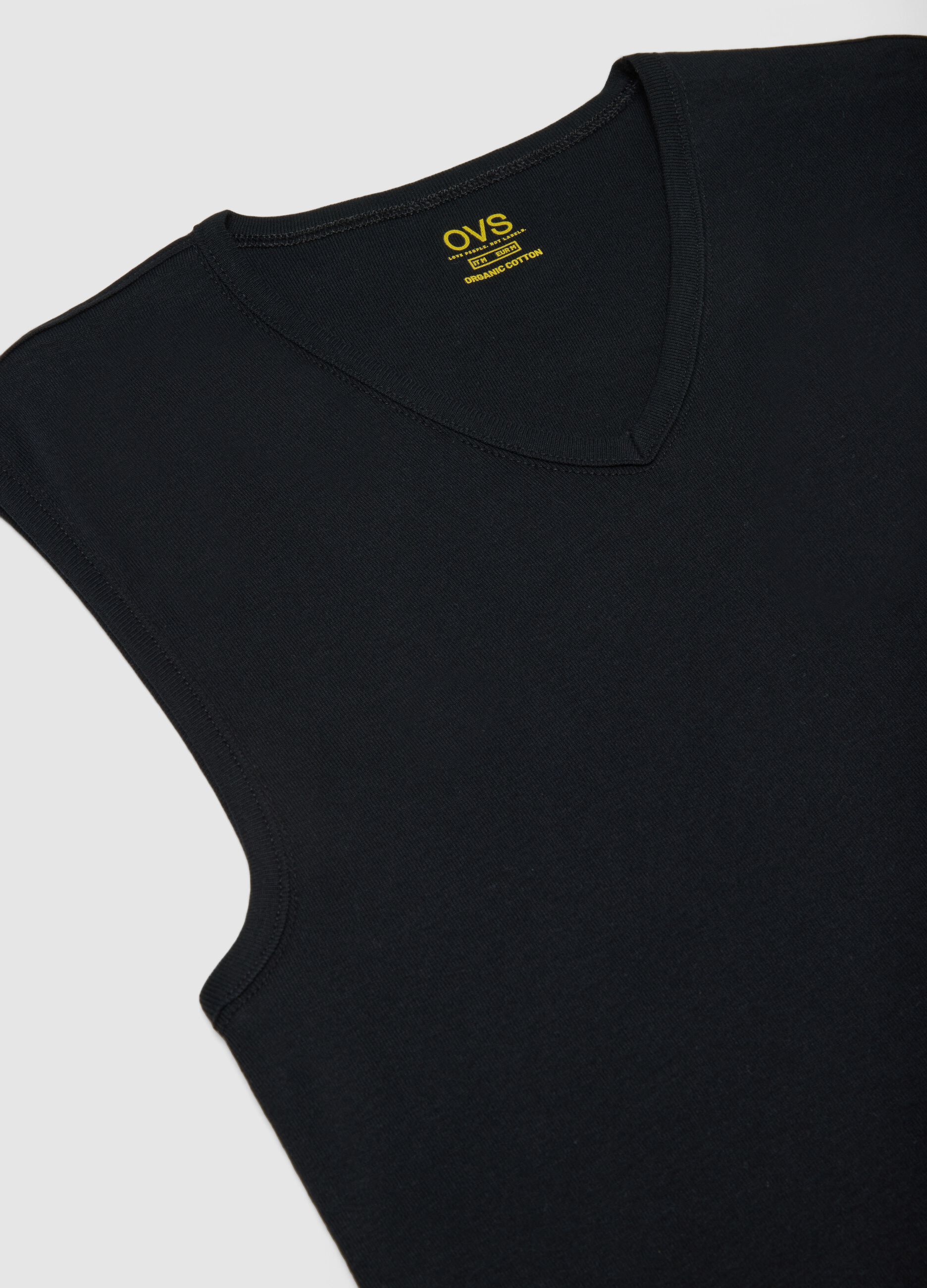 &Mu;&alpha;ύ&rho;&eta; &mu;&pi;&lambda;&omicron;ύ&zeta;&alpha; &alpha;&pi;ό &kappa;&alpha;&theta;&alpha;&rho;ό &beta;&alpha;&mu;&beta;ά&kappa;&iota; &mu;&epsilon; &phi;&alpha;&rho;&delta;&iota;ά &lambda;&alpha;&iota;&mu;ό&kappa;&omicron;&psi;&eta; &kappa;&alpha;&nu;&omicron;&nu;&iota;&kappa;ή &epsilon;&phi;&alpha;&rho;&mu;&omicron;&gamma;ή