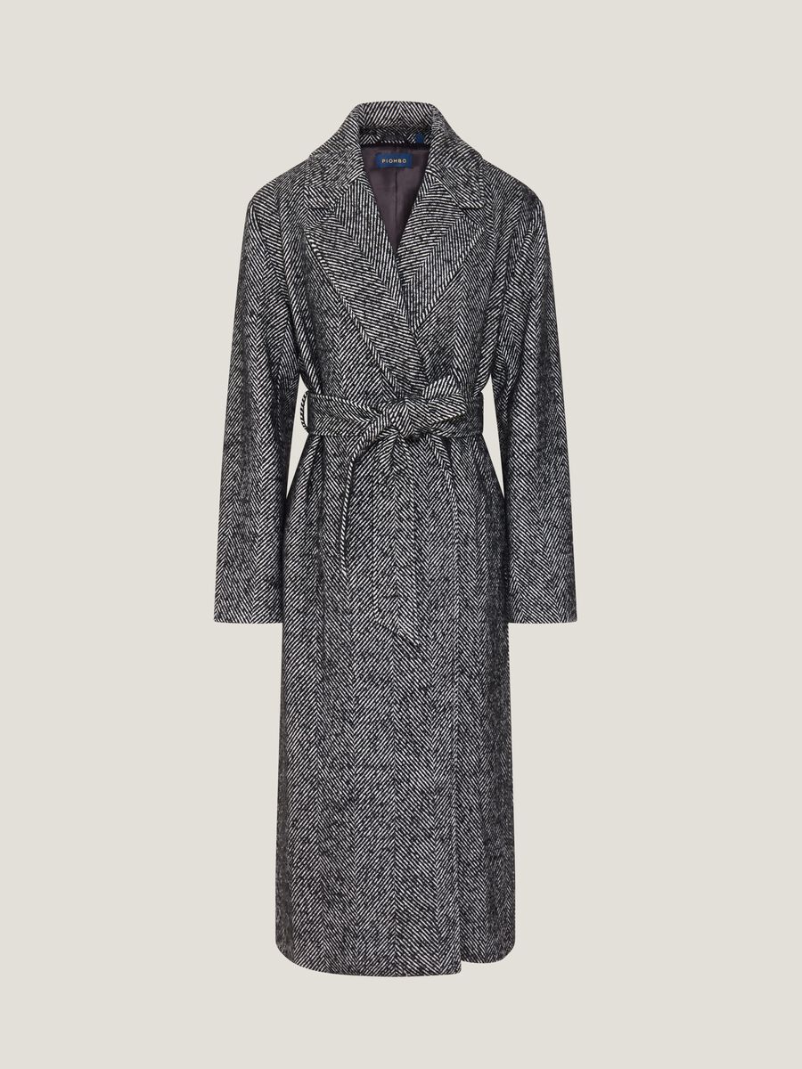 Long coat with herringbone design_3