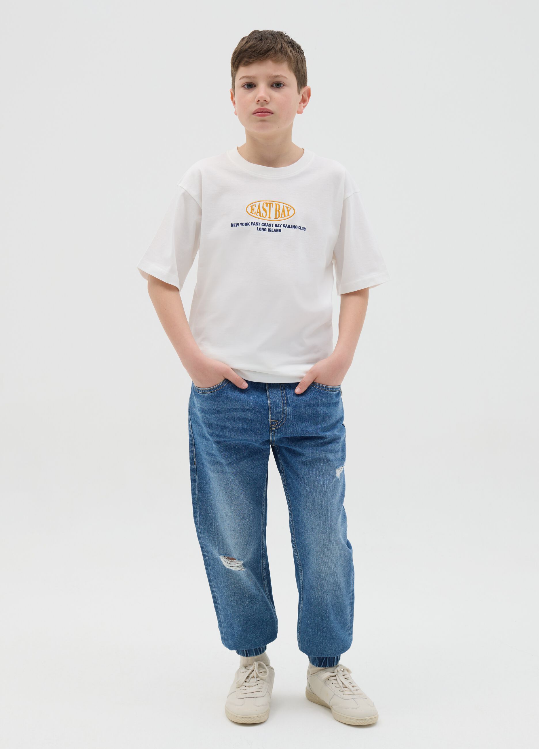 Carrot-fit joggers in denim with drawstring