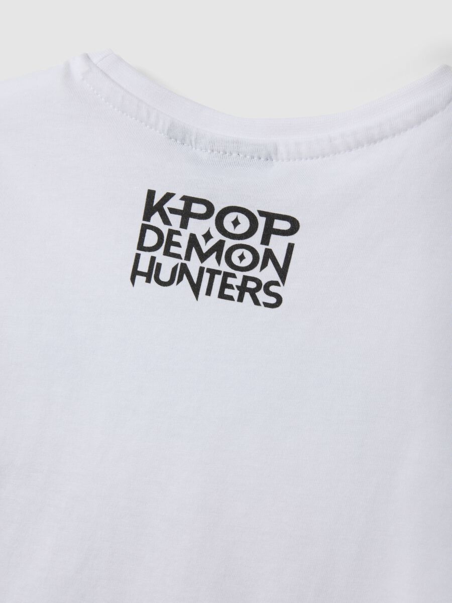 Wei&szlig;es T-Shirt aus reiner Baumwolle mit K-Pop Demon Hunters Print, Regular Fit_3