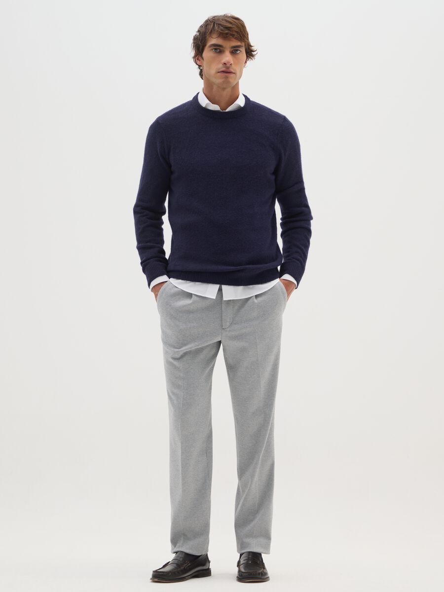 Grey Slim Fit Houndstooth Trousers_0