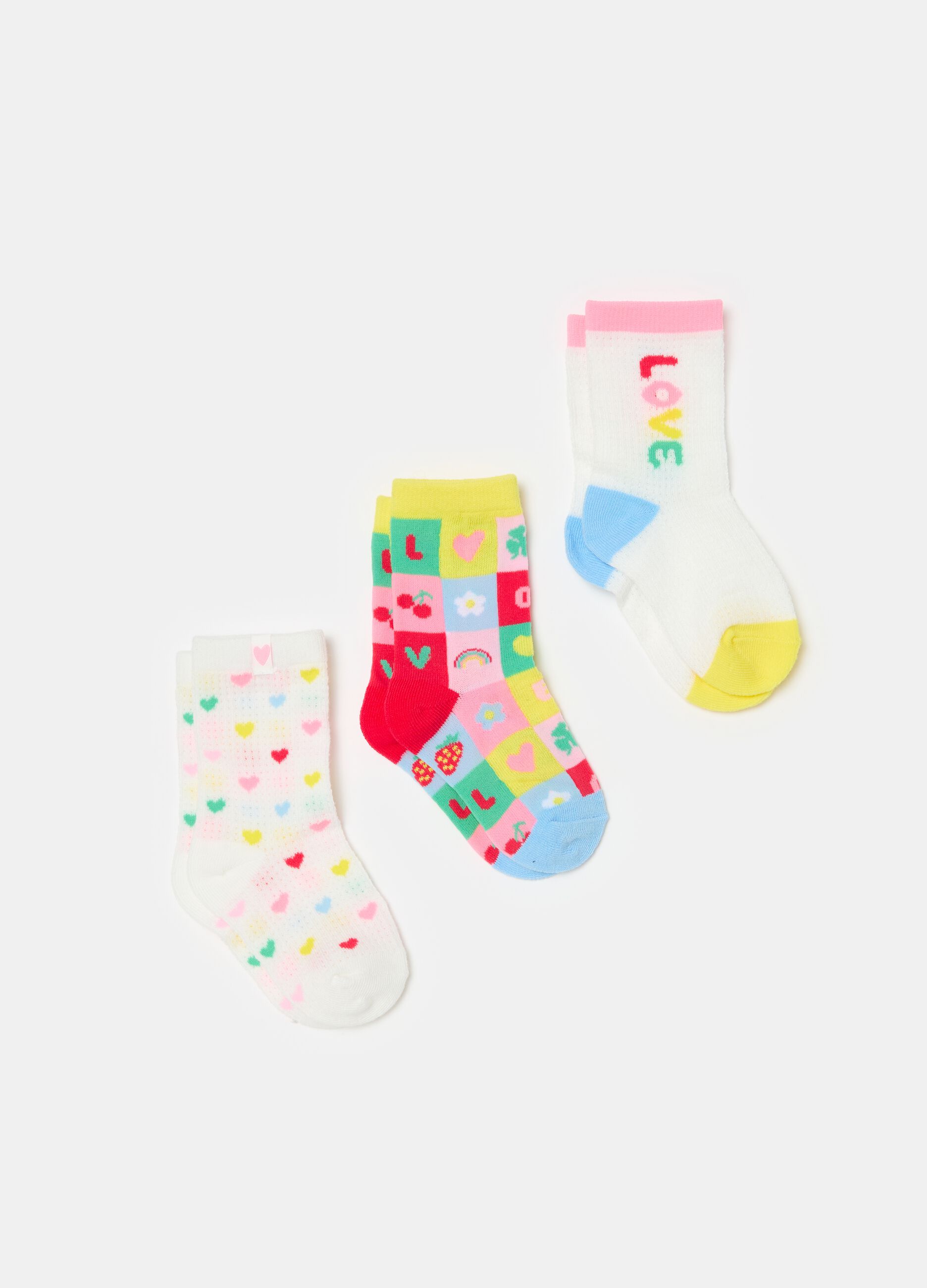 Three-pair pack short socks with hearts design