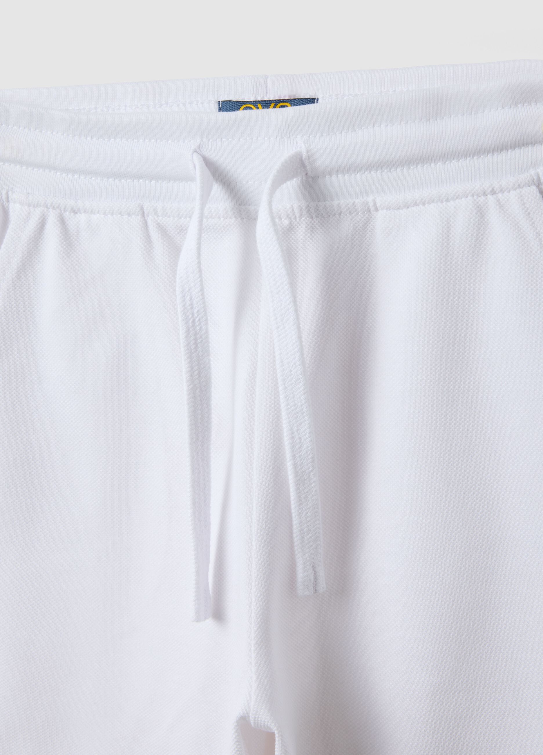 White pure cotton regular fit kids shorts