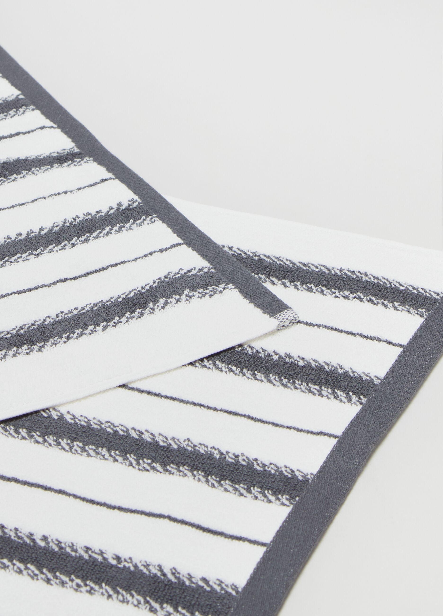 Asciugamano viso 50x90 stripes grigio scuro
