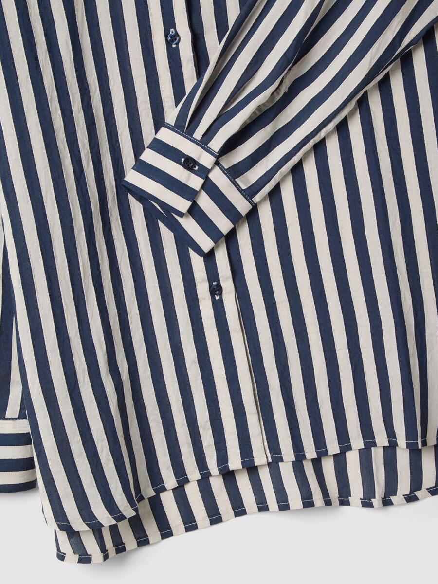 &Mu;&omicron;&nu;ό&chi;&rho;&omega;&mu;&eta; &rho;&iota;&gamma;έ &mu;&pi;&lambda;&omicron;ύ&zeta;&alpha; regular fit &mu;&epsilon; &kappa;&lambda;&alpha;&sigma;&iota;&kappa;ό &kappa;&omicron;&lambda;ά&rho;&omicron; &kappa;&alpha;&iota; &kappa;&omicron;&upsilon;&mu;&pi;&iota;ά_5