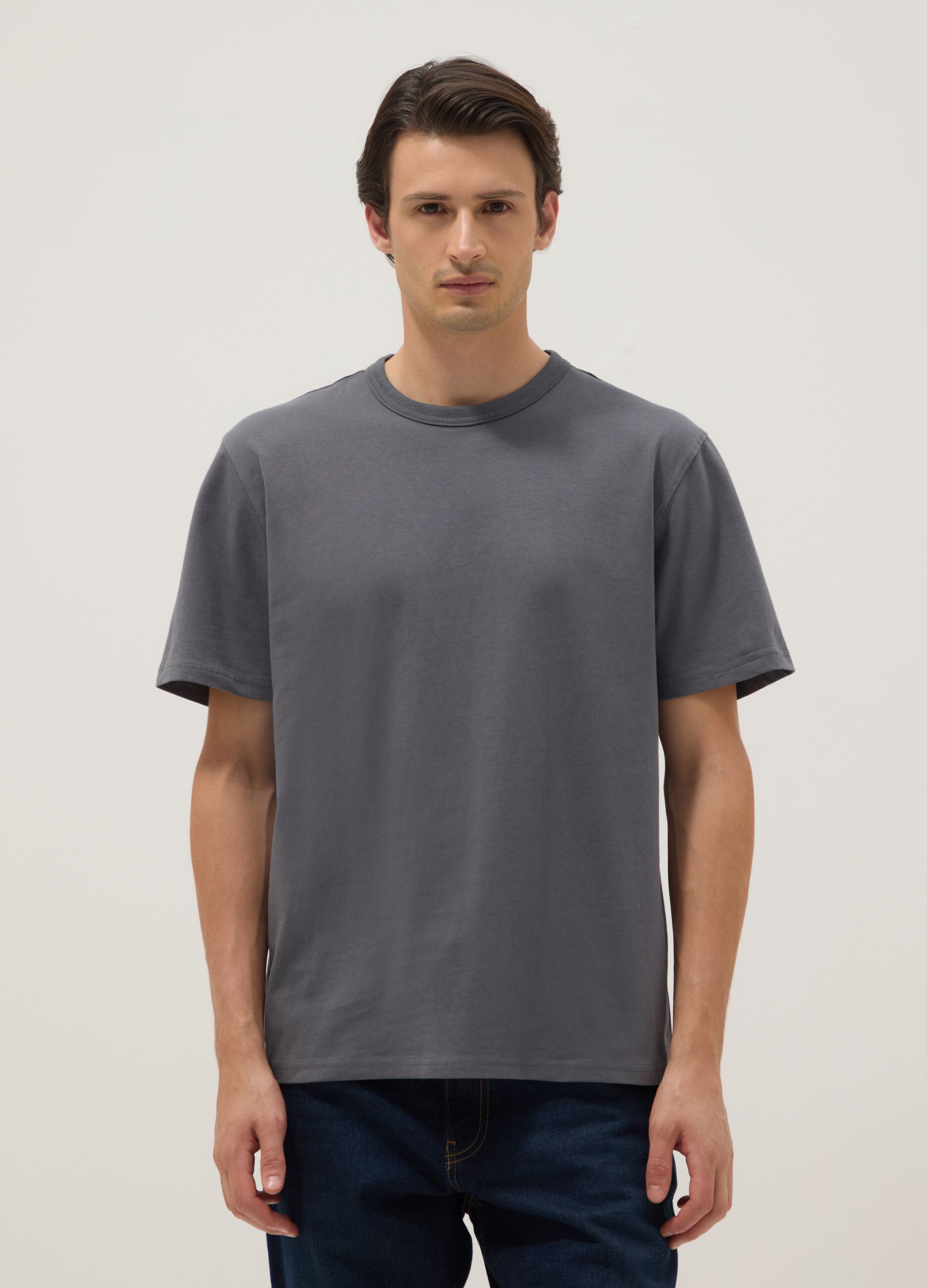 Grey crew neck T-shirt in pure cotton with relaxed fit