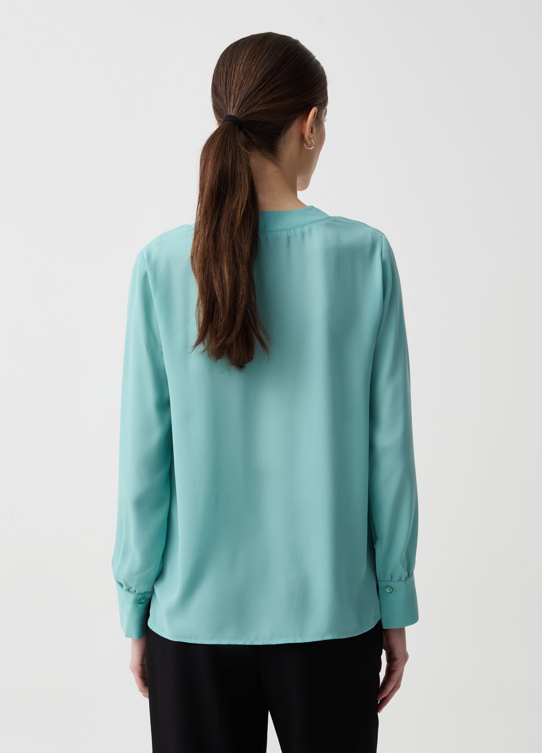 Blouse with V neck and splits