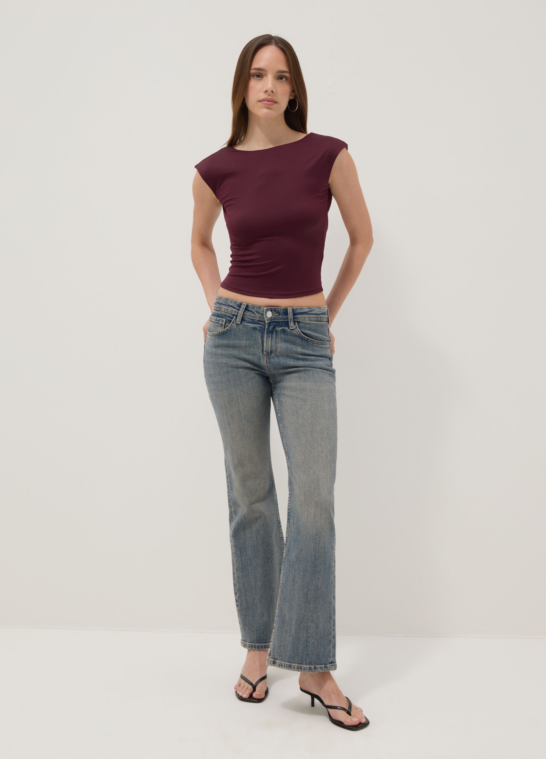 Violettes Top aus Stretchmaterial