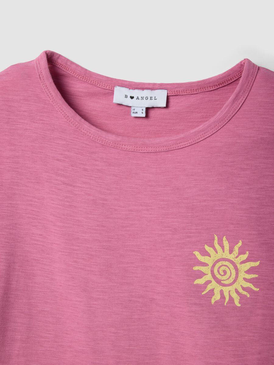 Rosa T-Shirt aus reiner Baumwolle im Relaxed Fit mit Sonnenprint_5