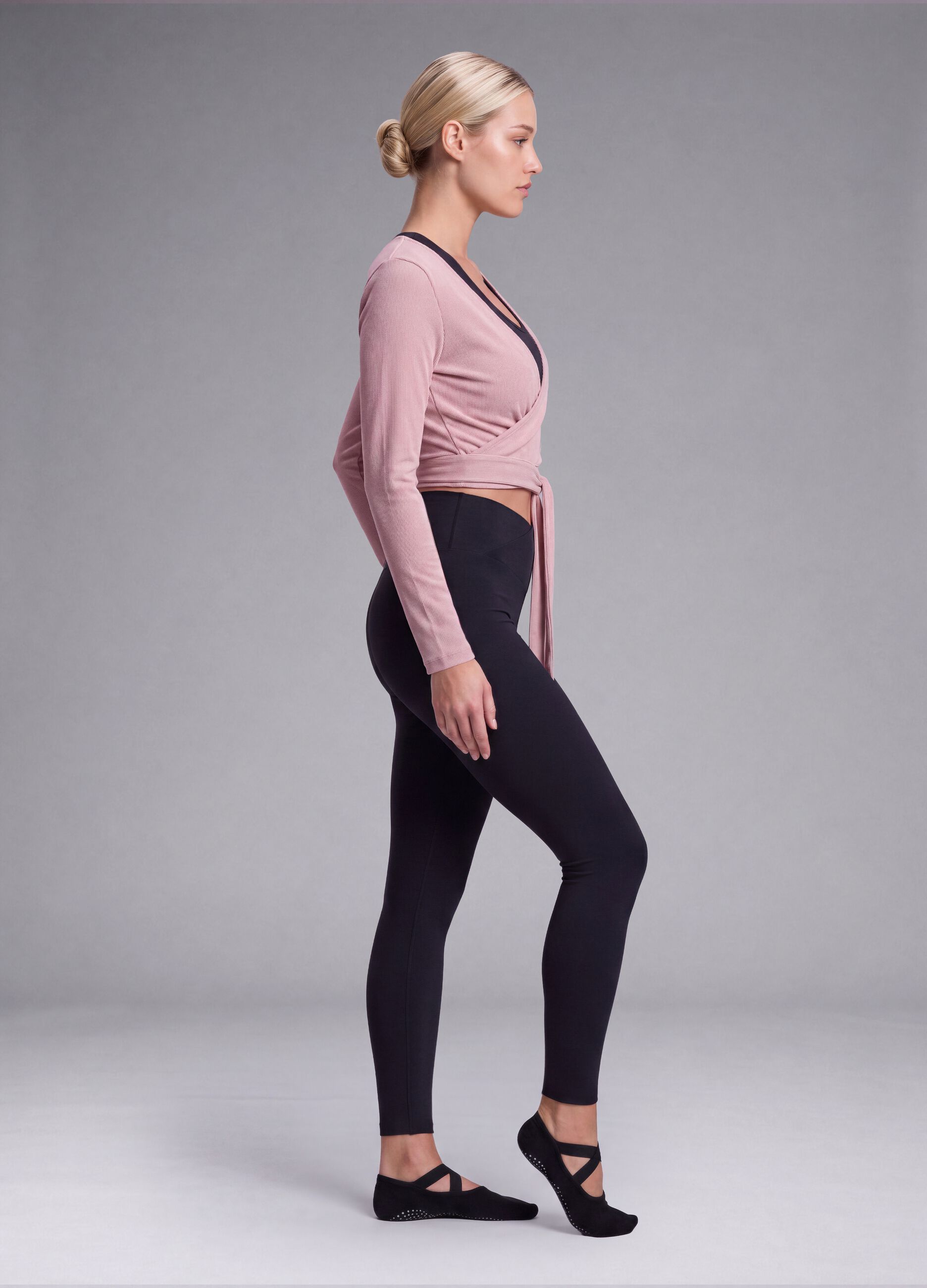 Schwarze Slim-Fit-Leggings aus Stretchmaterial mit regul&auml;rer Taille ALTAVIA STUDIO