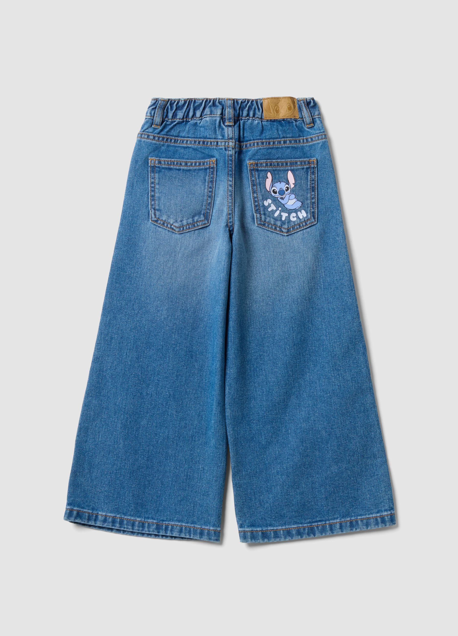Cal&ccedil;as de ganga azul em algod&atilde;o puro wide leg com estampado Lilo & Stitch para menina