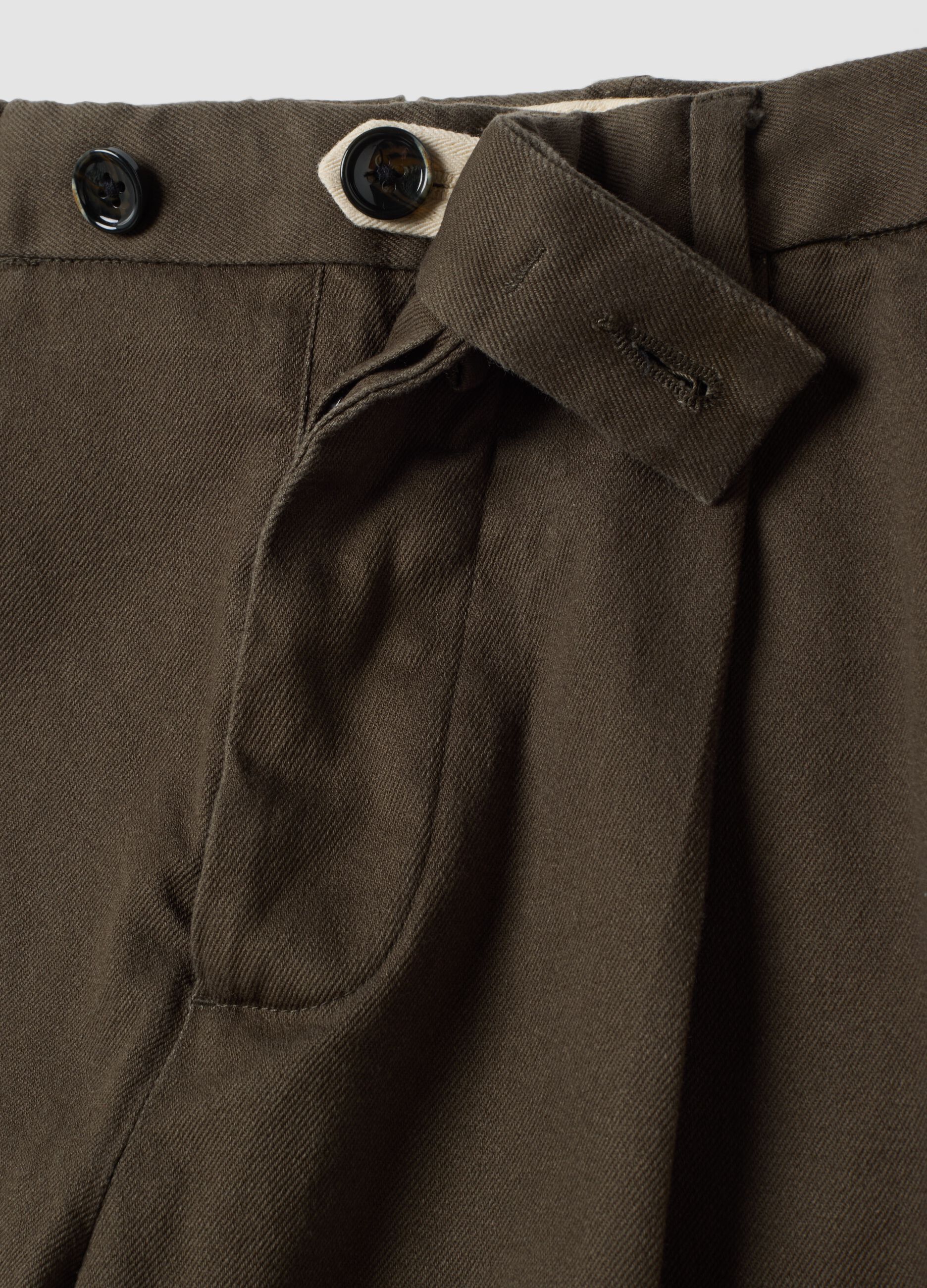 Men&rsquo;s brown stretch-cotton chinos, regular fit