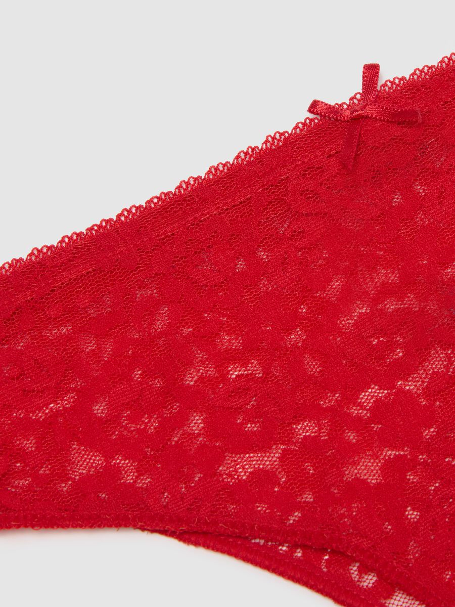 Red Lace Thong Regular Fit_5