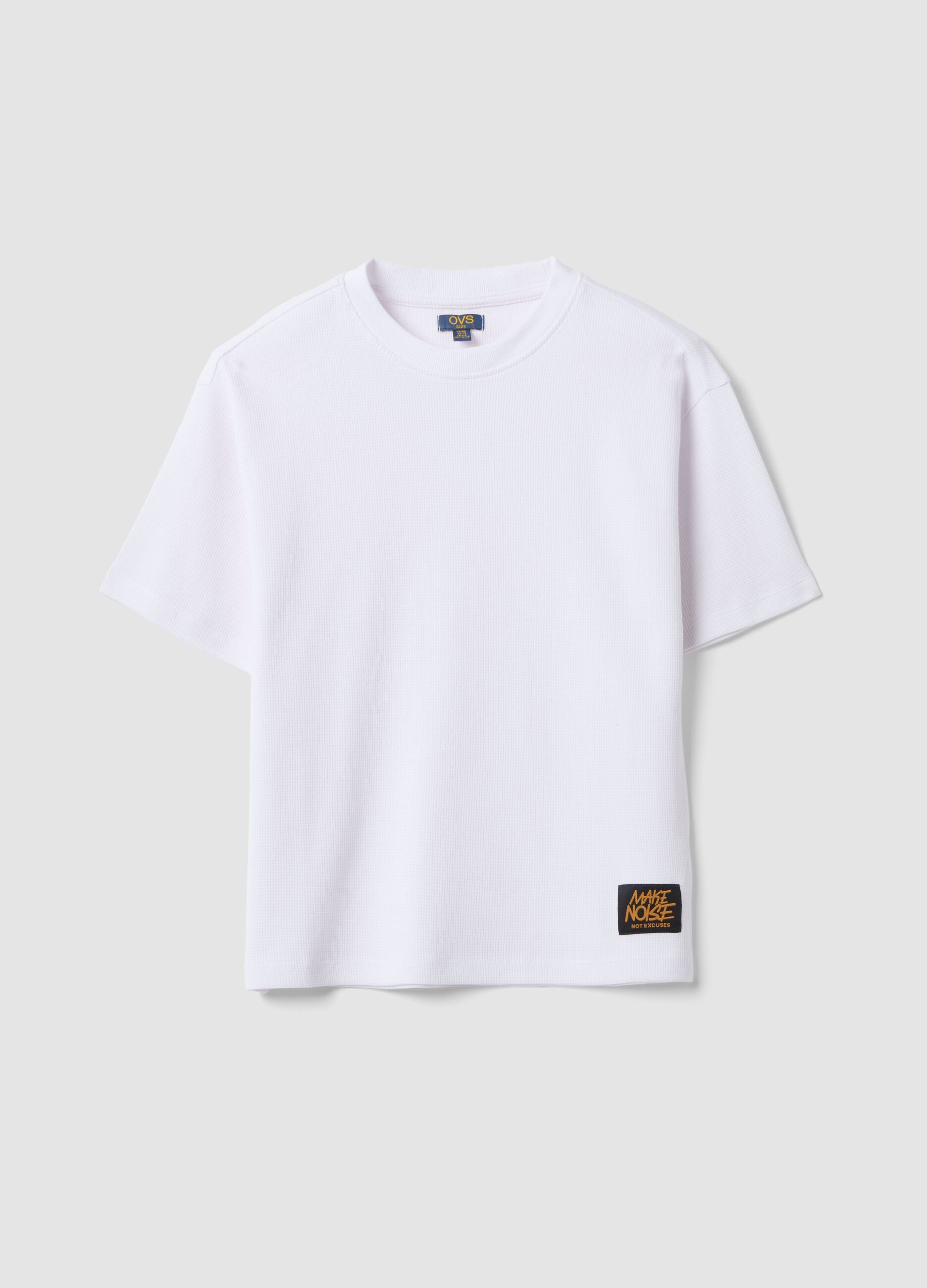 &Lambda;&epsilon;&upsilon;&kappa;ό oversized T-shirt &alpha;&pi;ό 100% &omicron;&rho;&gamma;&alpha;&nu;&iota;&kappa;ό &beta;&alpha;&mu;&beta;ά&kappa;&iota; &mu;&epsilon; &upsilon;&phi;ή &kappa;&eta;&rho;ή&theta;&rho;&alpha;&sigmaf; &gamma;&iota;&alpha; &alpha;&gamma;ό&rho;&iota;