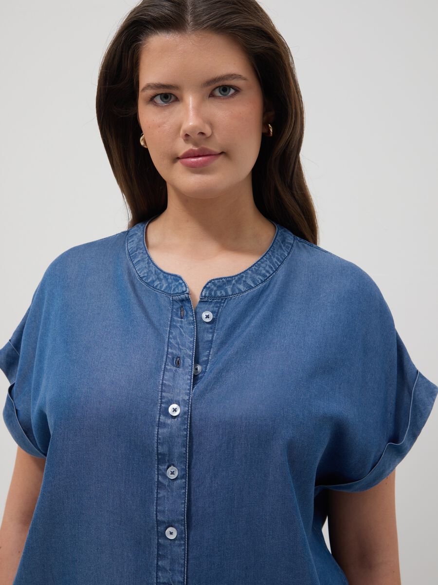 Blaue Bluse aus reinem Lyocell in Regular Fit mit Stehkragen_0