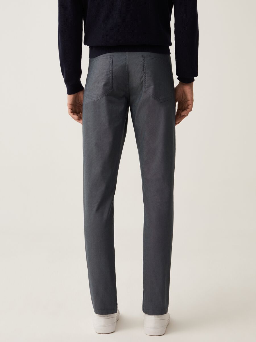 Five-pocket trousers with micro weave_2