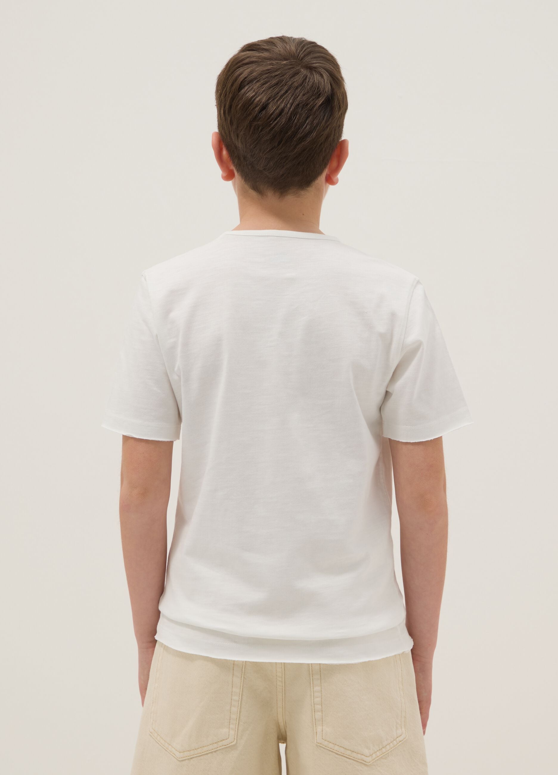 Boys' white pure cotton polo with serafino collar, regular fit