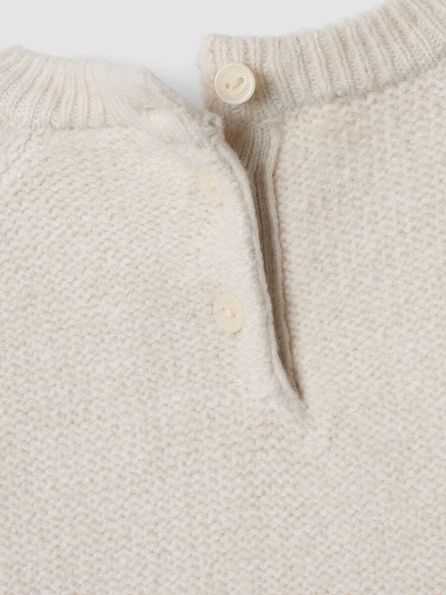 White regular-fit cable-knit stretch jumper_3