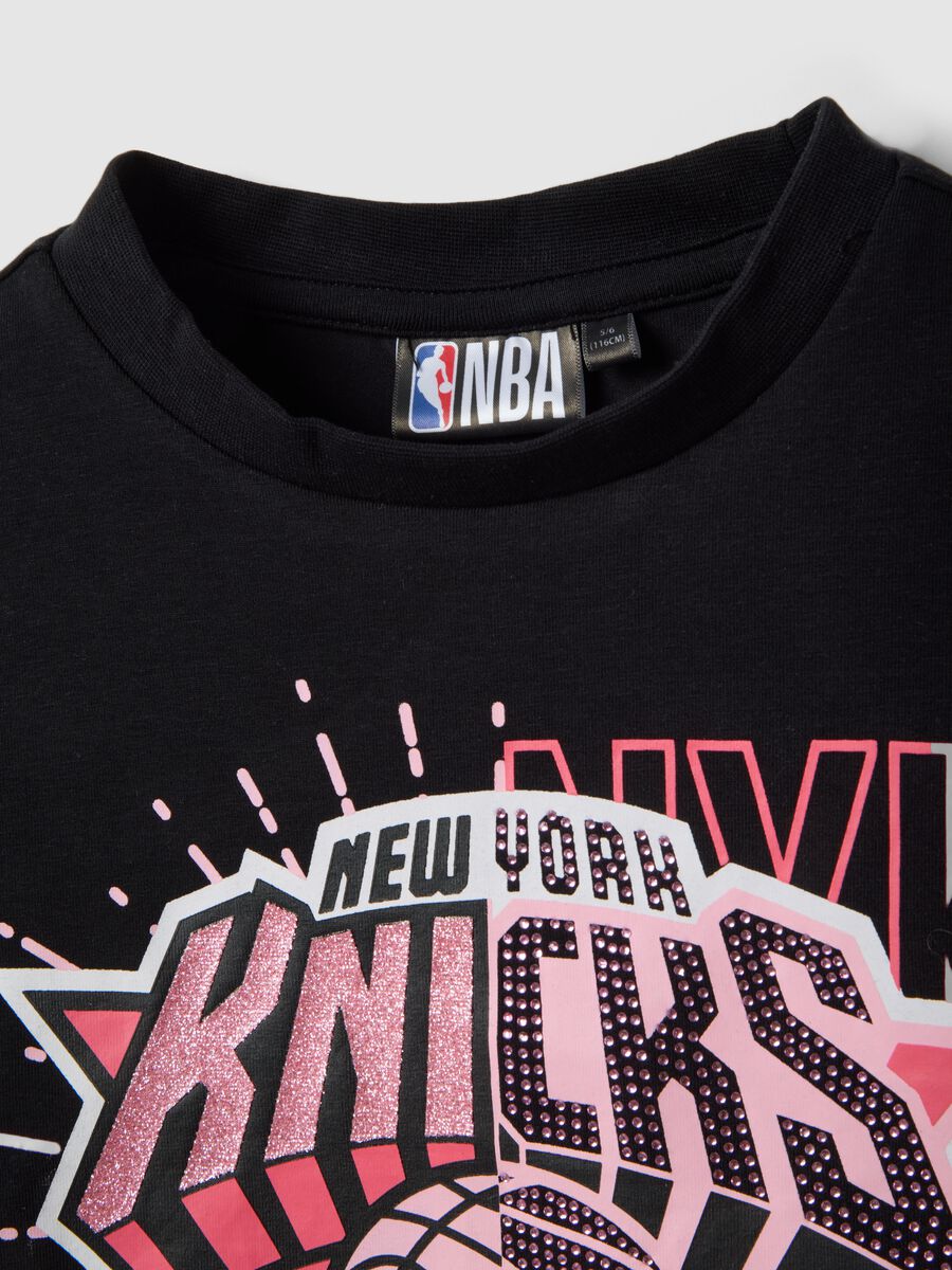 T-shirt in cotone elasticizzato nera da bambina boxy fit NY Knicks_2