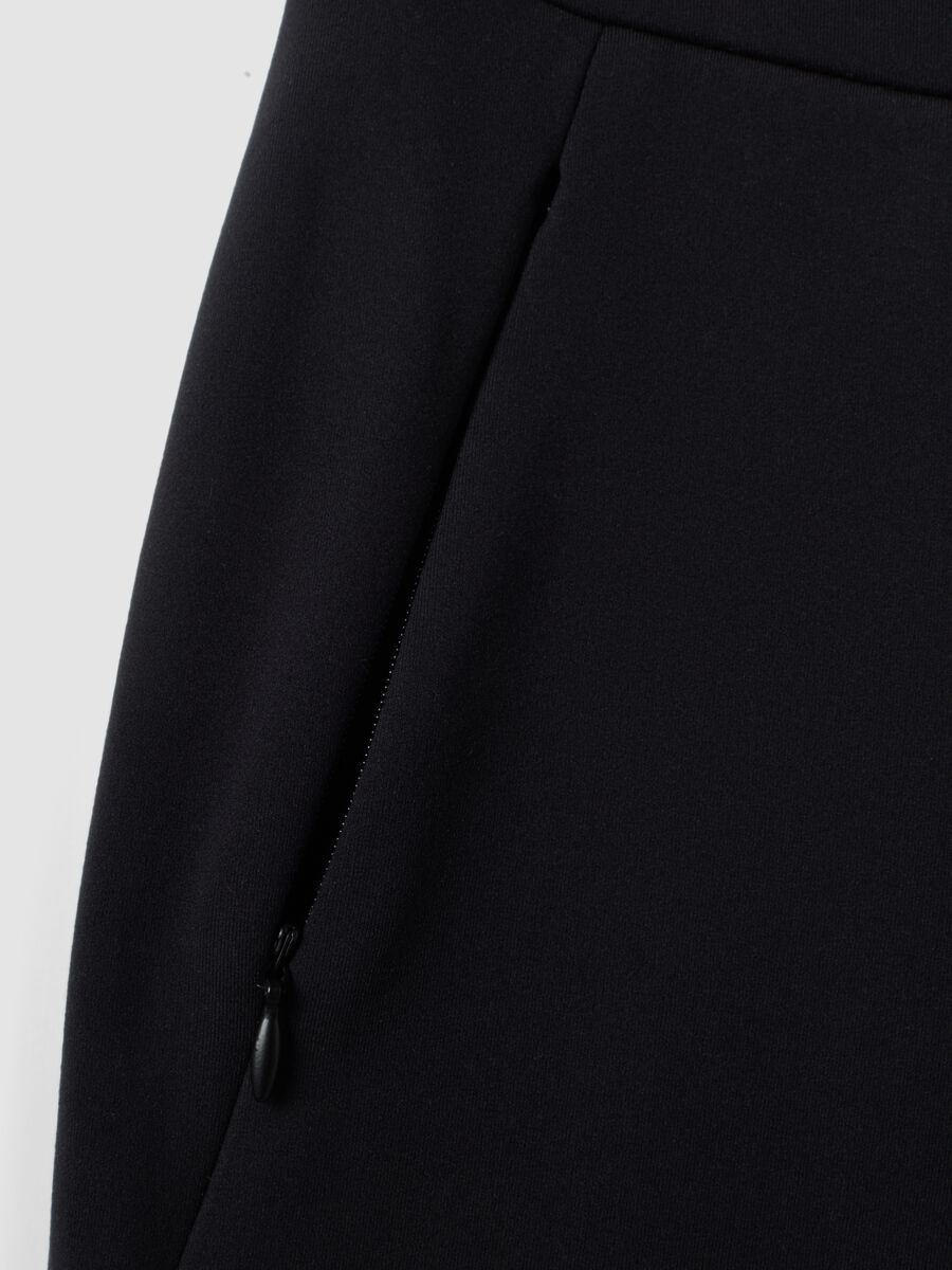 Schwarze Wide-Leg-Hose aus Stretchmaterial ALTAVIA STUDIO_7