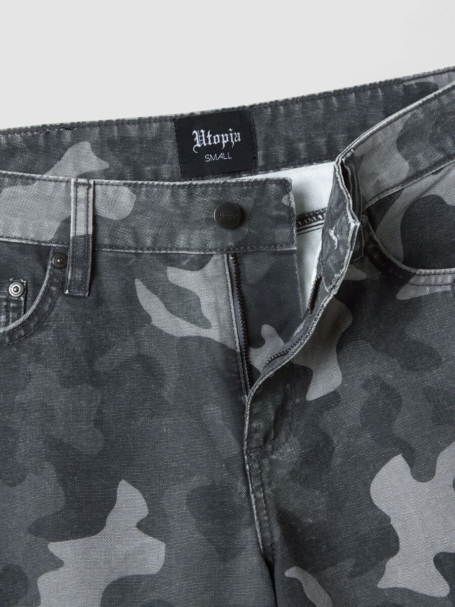 Dark Camo Wide-Leg Denim_7