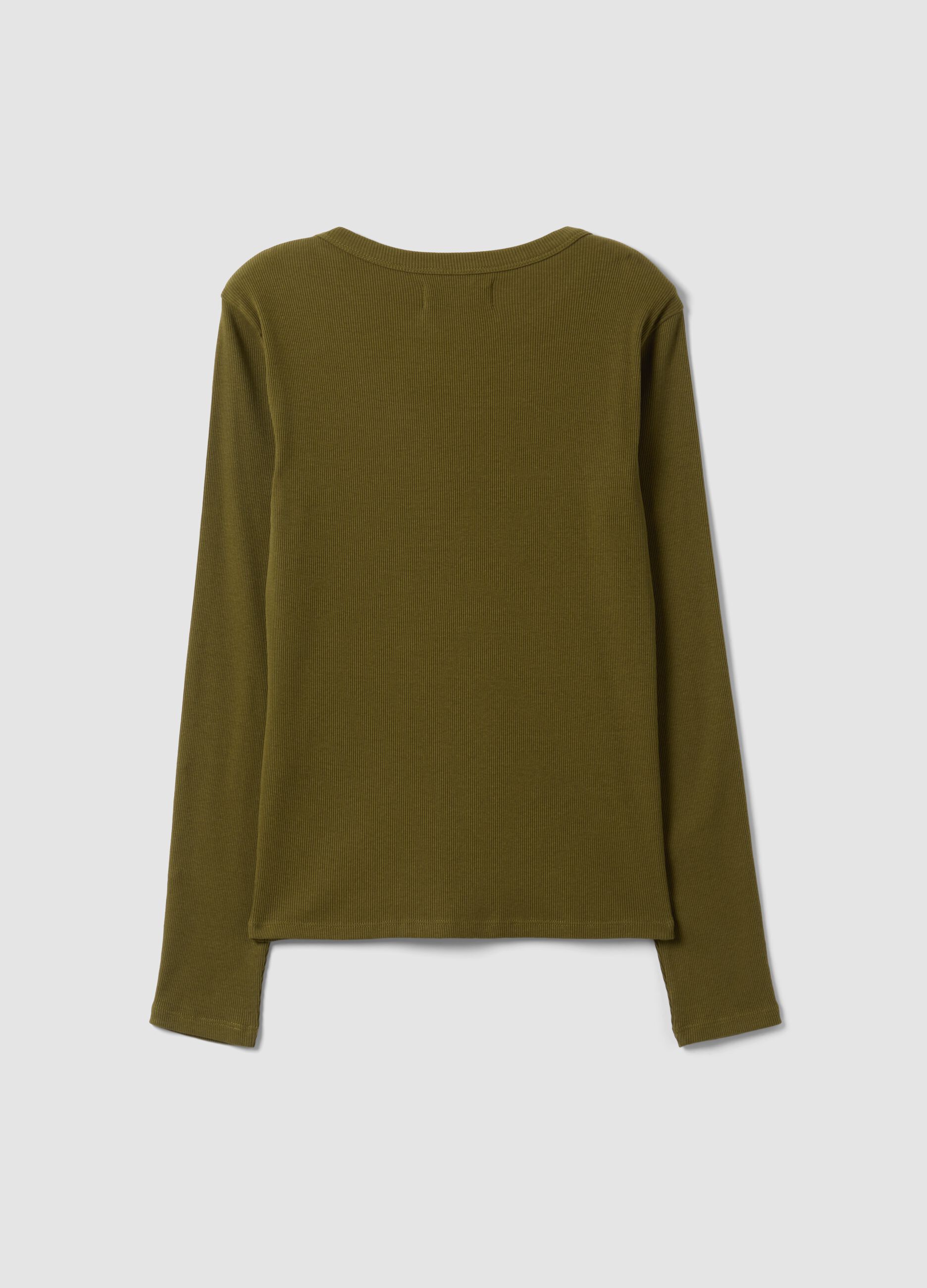 Green long-sleeved pure cotton T-shirt