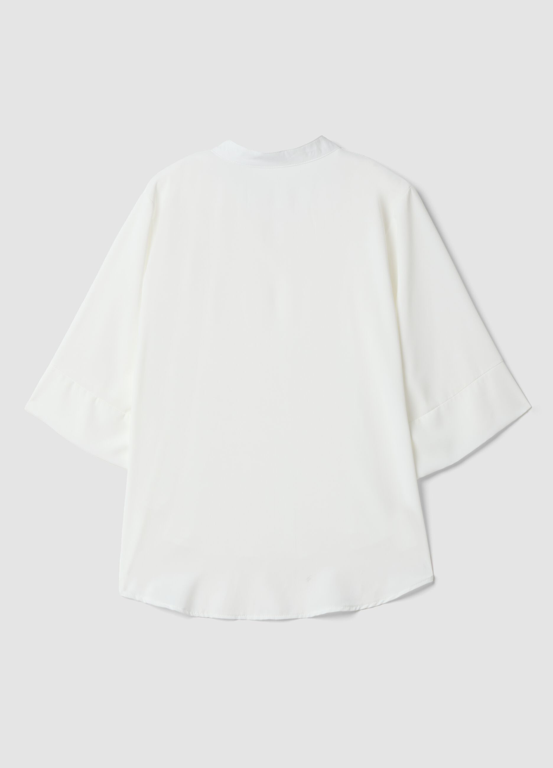 White regular-fit blouse with wide sleeves and mandarin collar