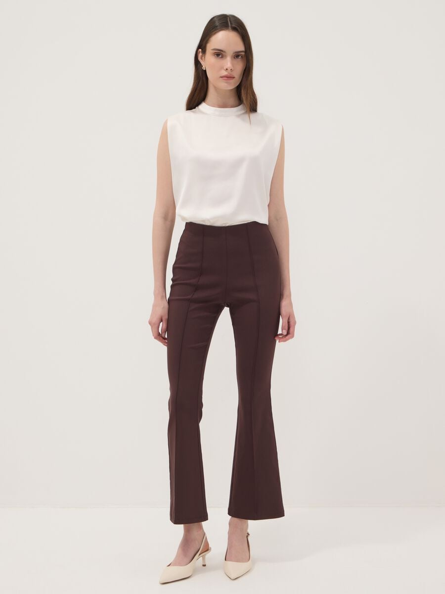Leggings flare castanhos em viscose el&aacute;stica_0
