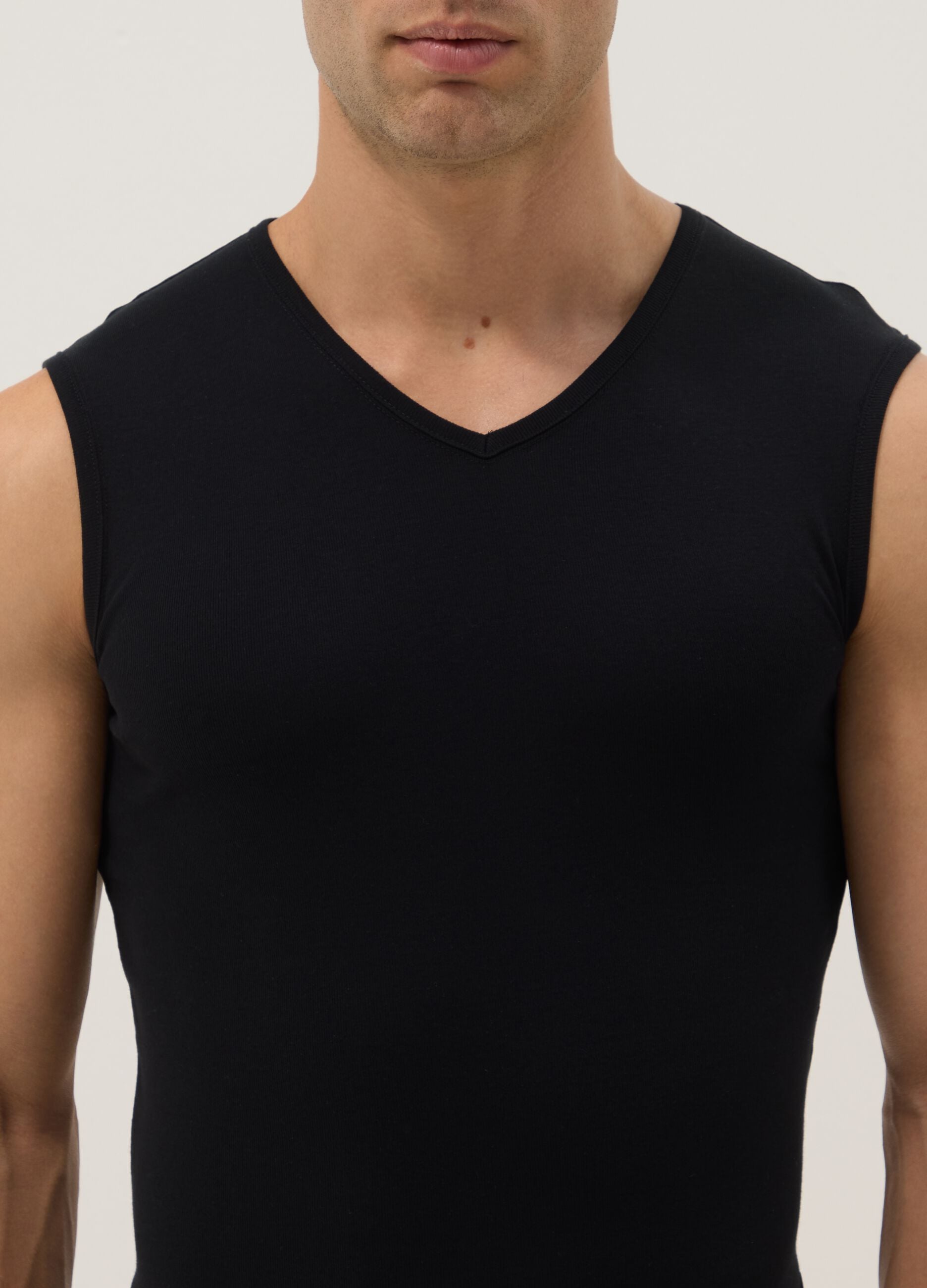 Black regular fit pure cotton tank top with wide shoulder strap