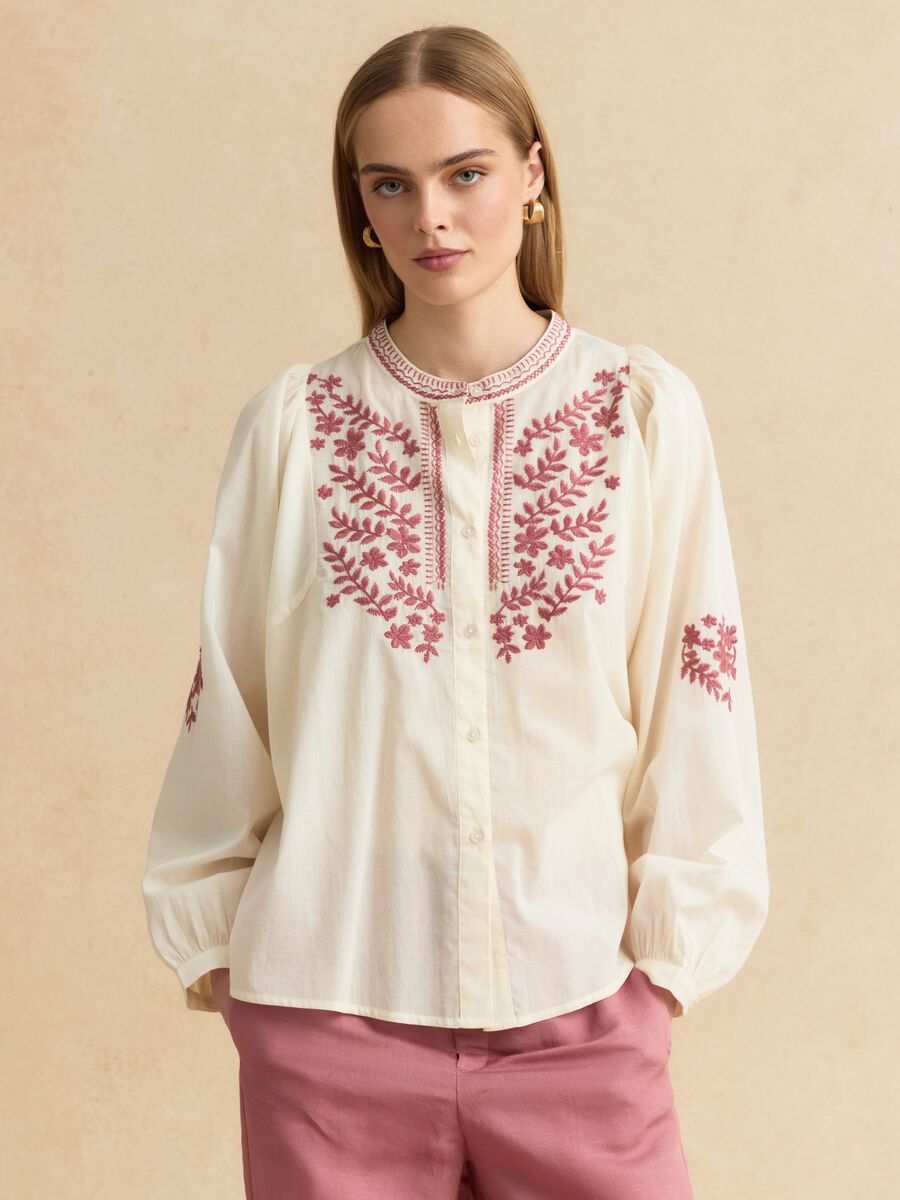 Beige pure cotton shirt with floral embroidery_1