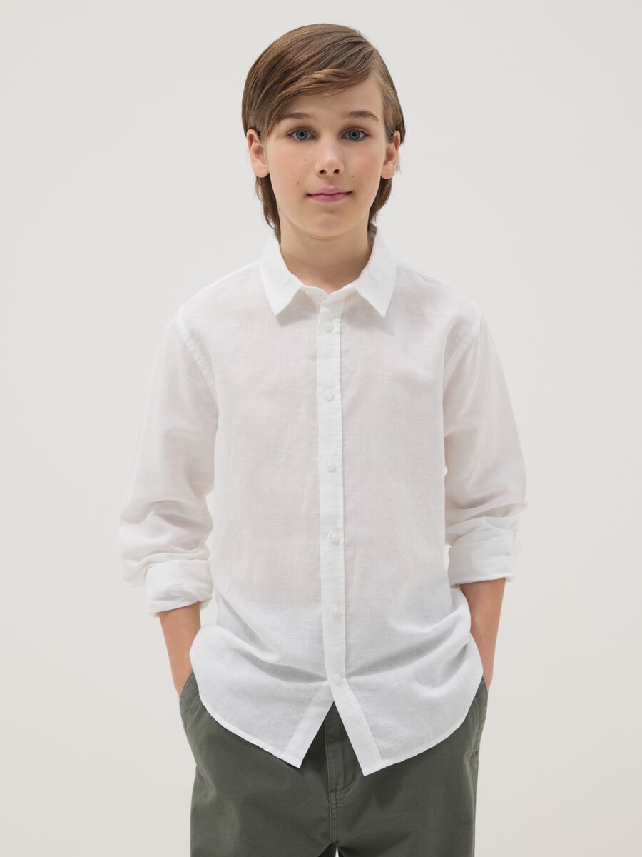 Boy's white cotton-linen blend shirt with regular fit_0