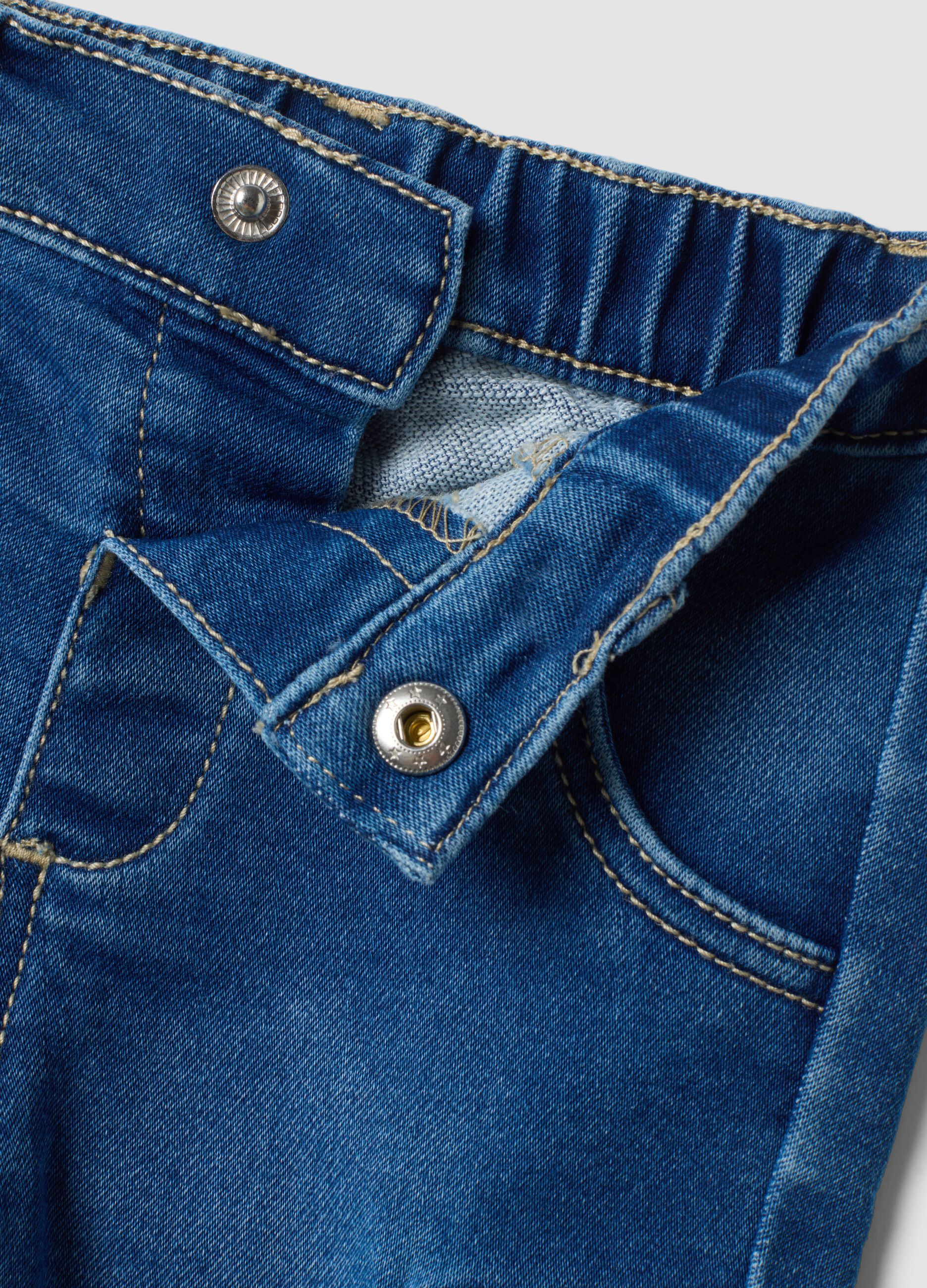 Blaue Baby-Hose aus Stretch-Baumwolle mit Cargo-Tasche