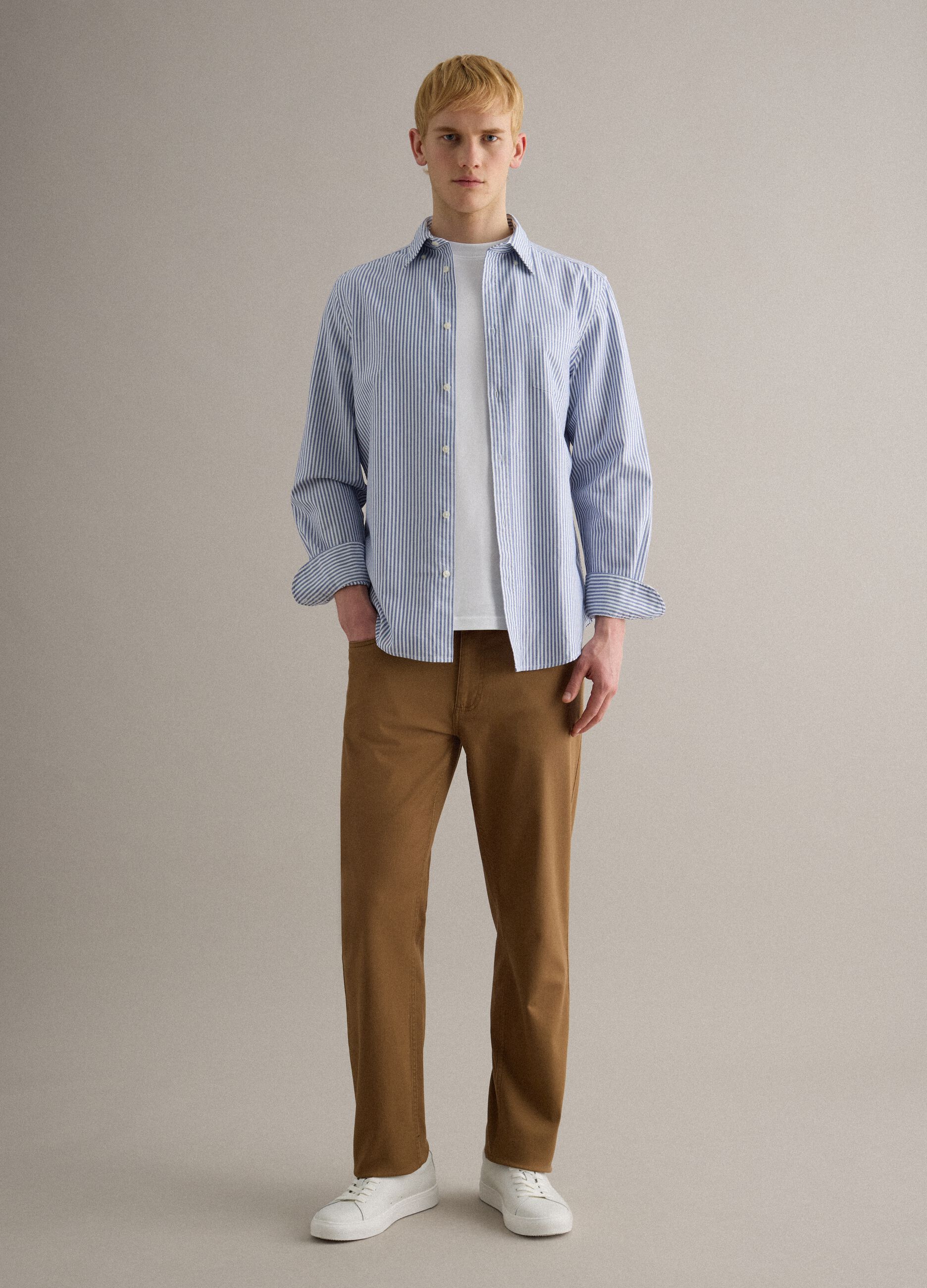 Regular Fit Brown Stretch Twill Trousers