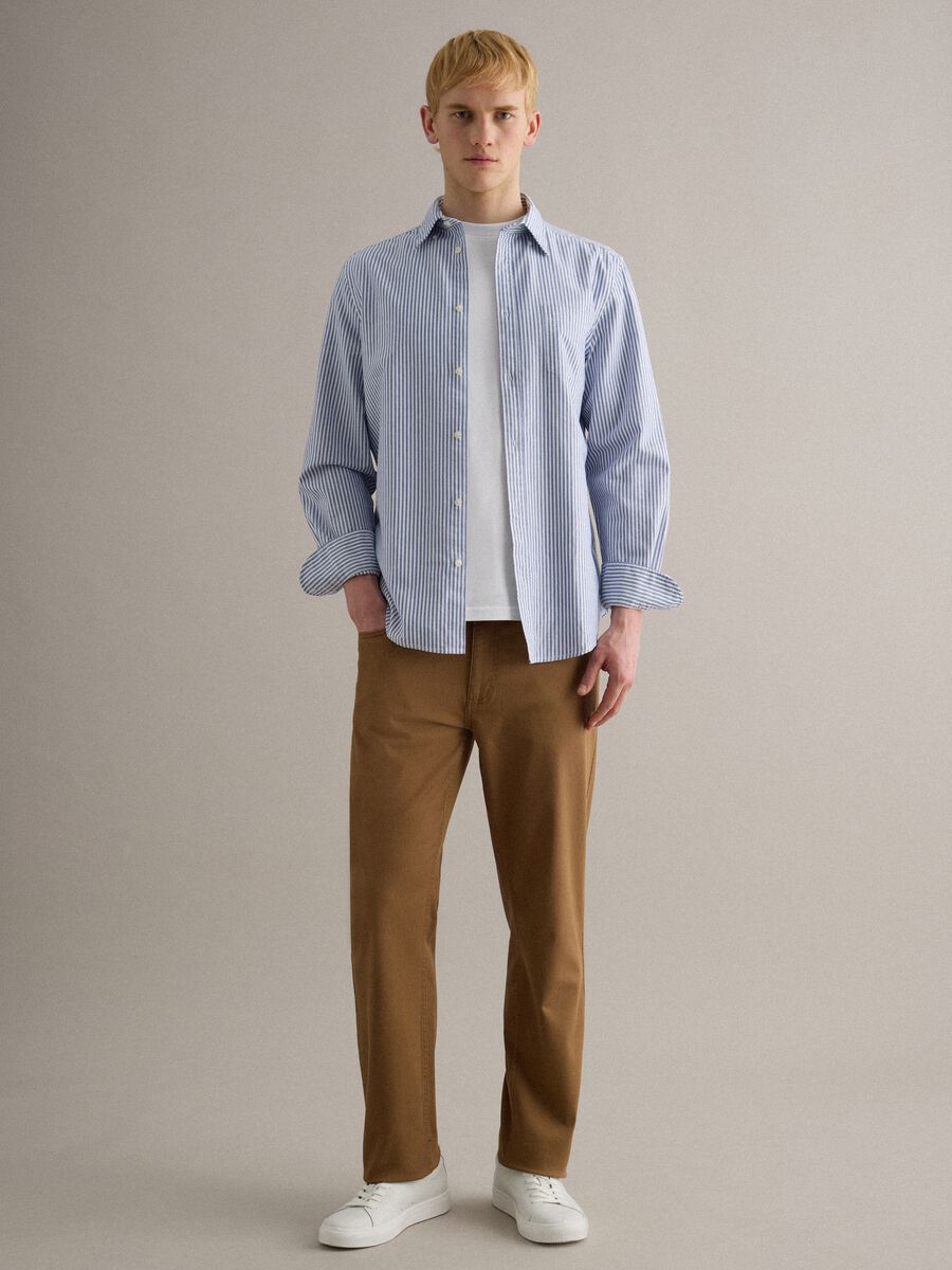 Regular Fit Braune Stretch-Twill-Hose_0