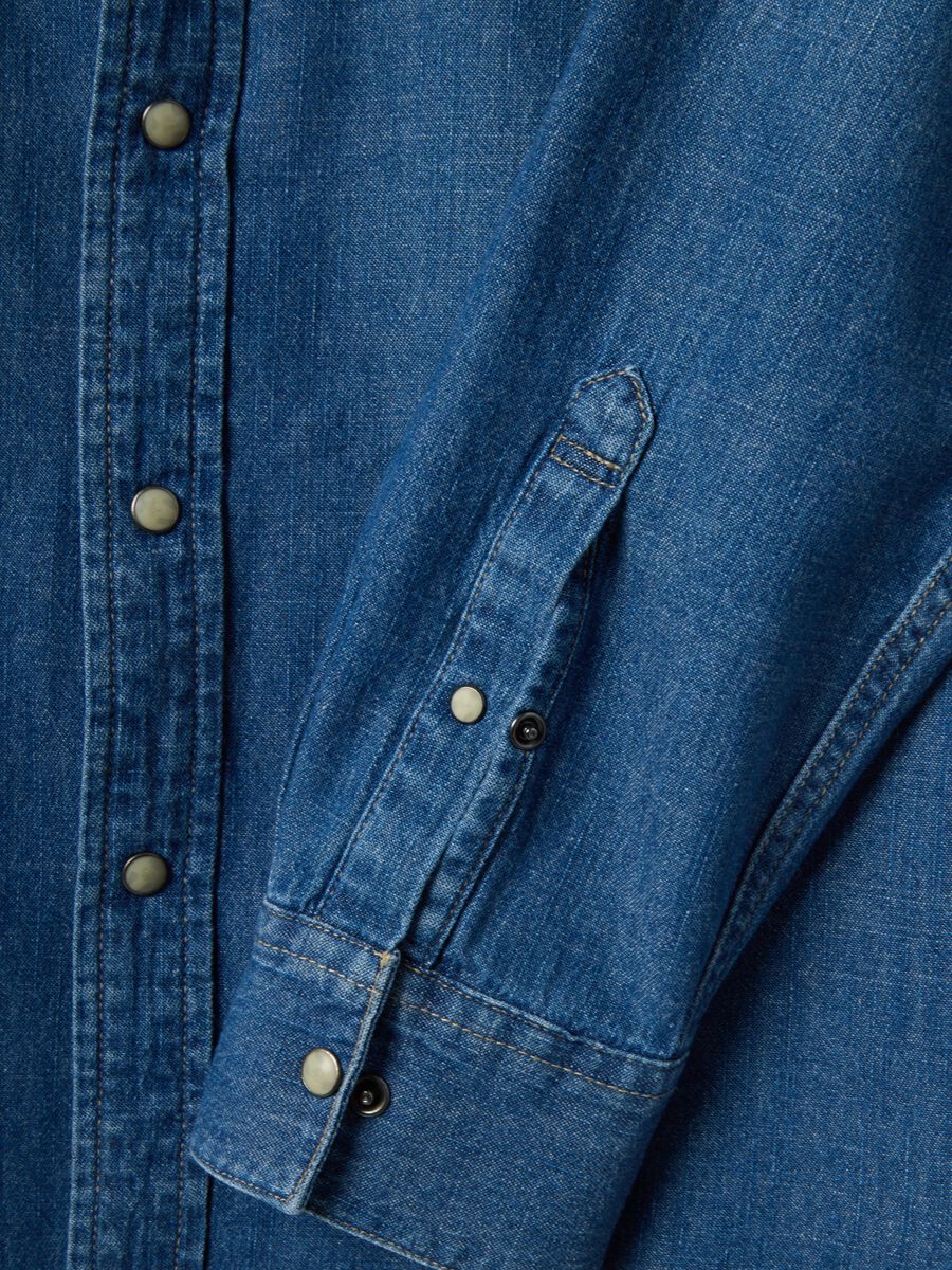 Blue denim regular fit pure cotton shirt with pockets_6