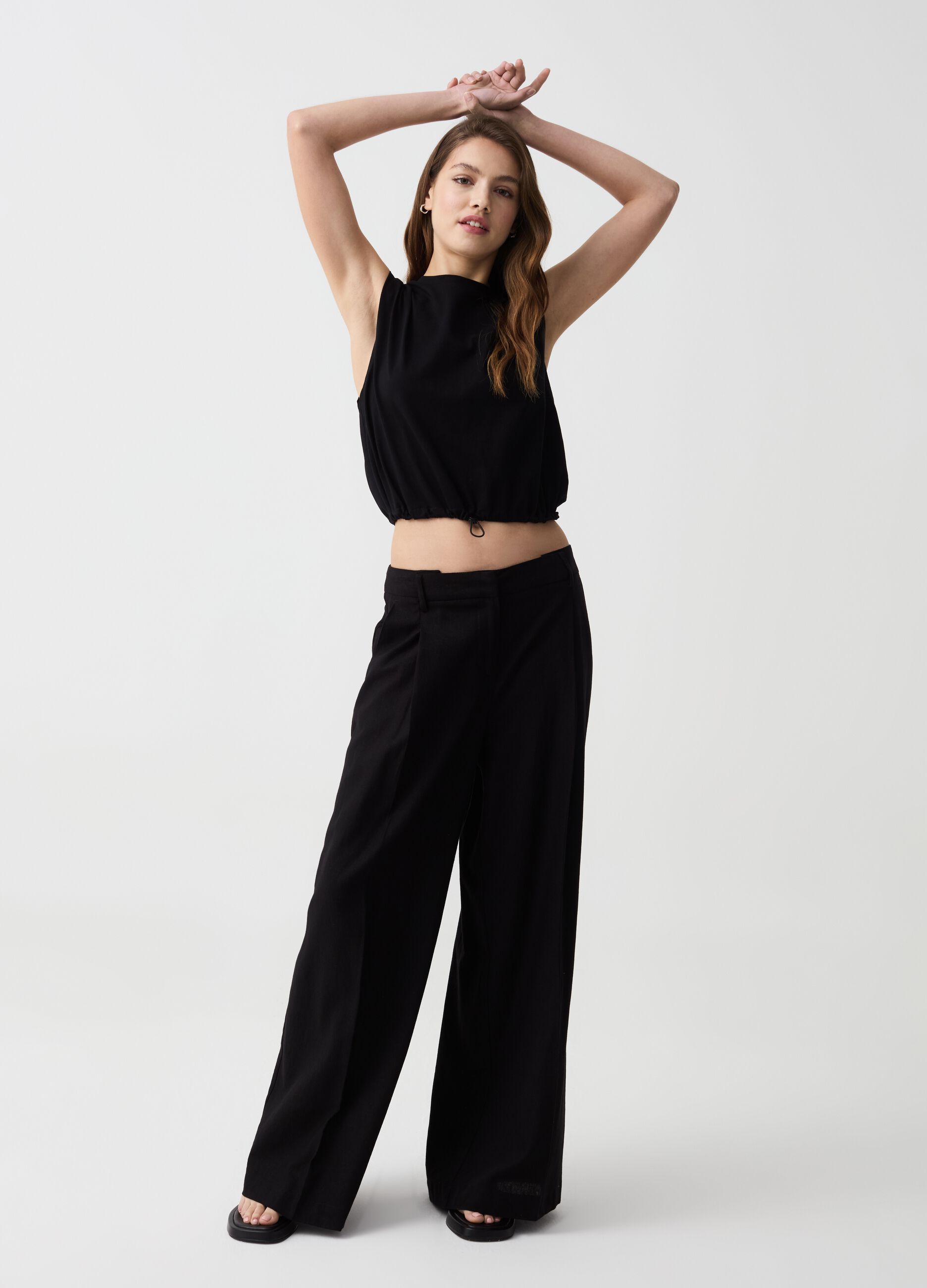 T-shirt crop boxy fit con coulisse