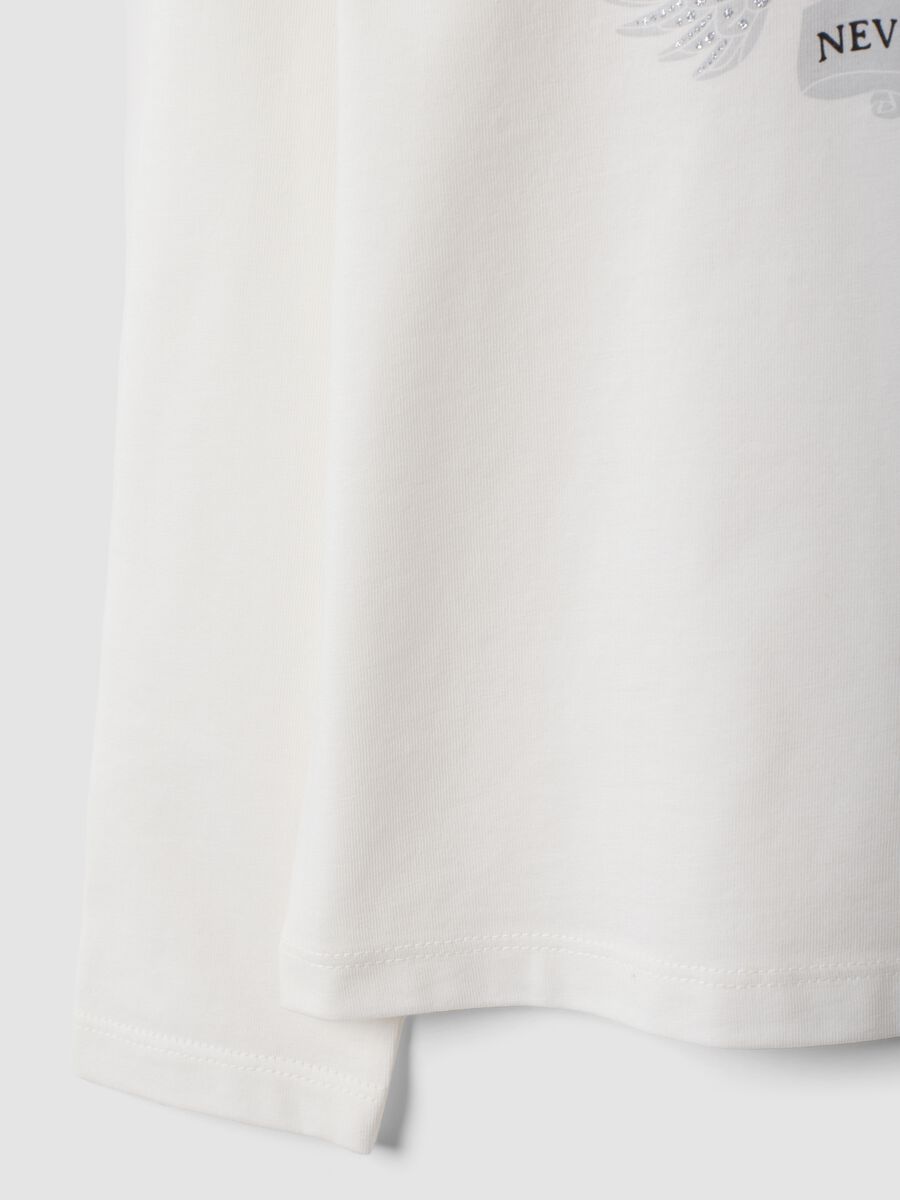 White pure organic cotton T-shirt with heart and wings print for girls_3